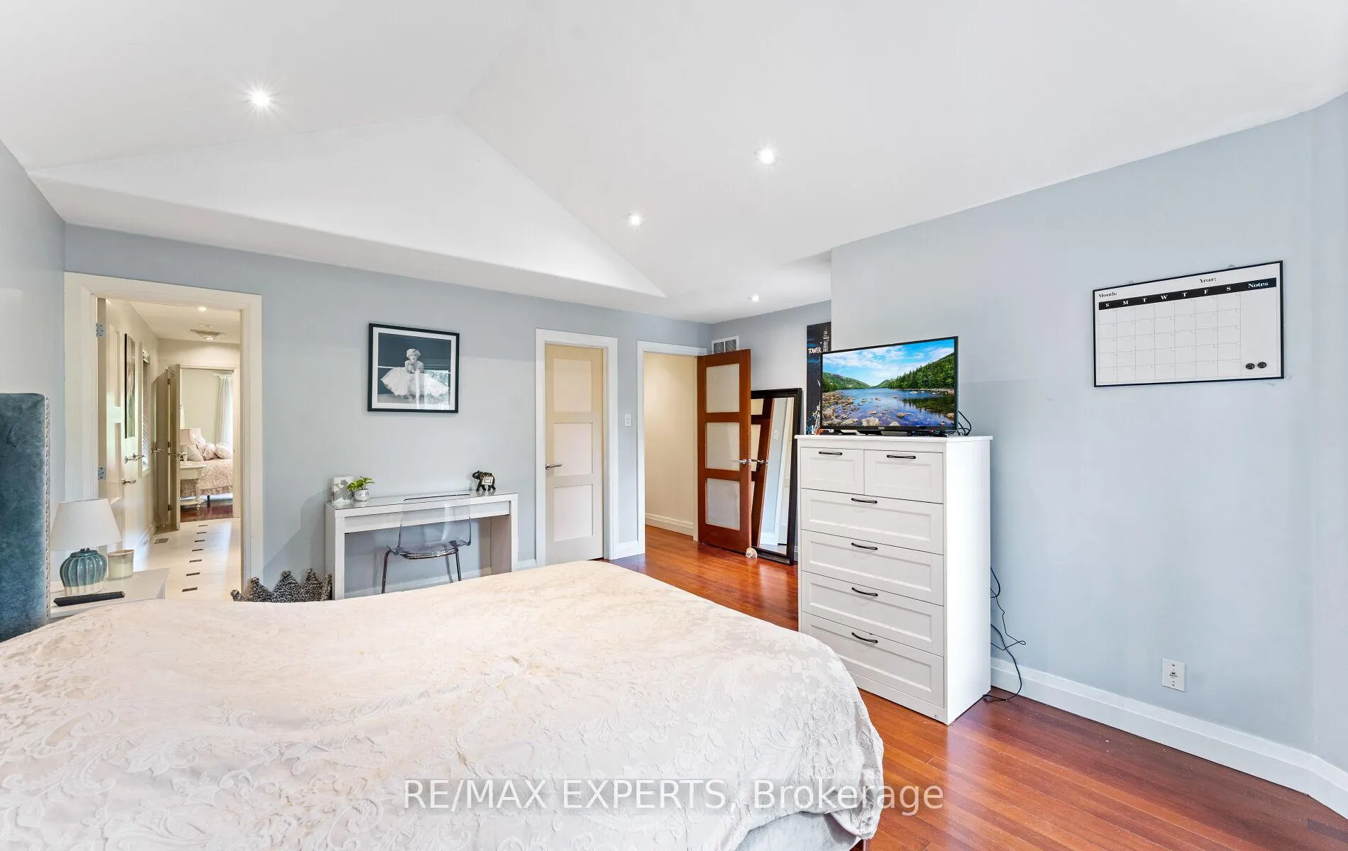 Photo 27 of 120 Riverside Drive, Vaughan, East Woodbridge — HOMEH