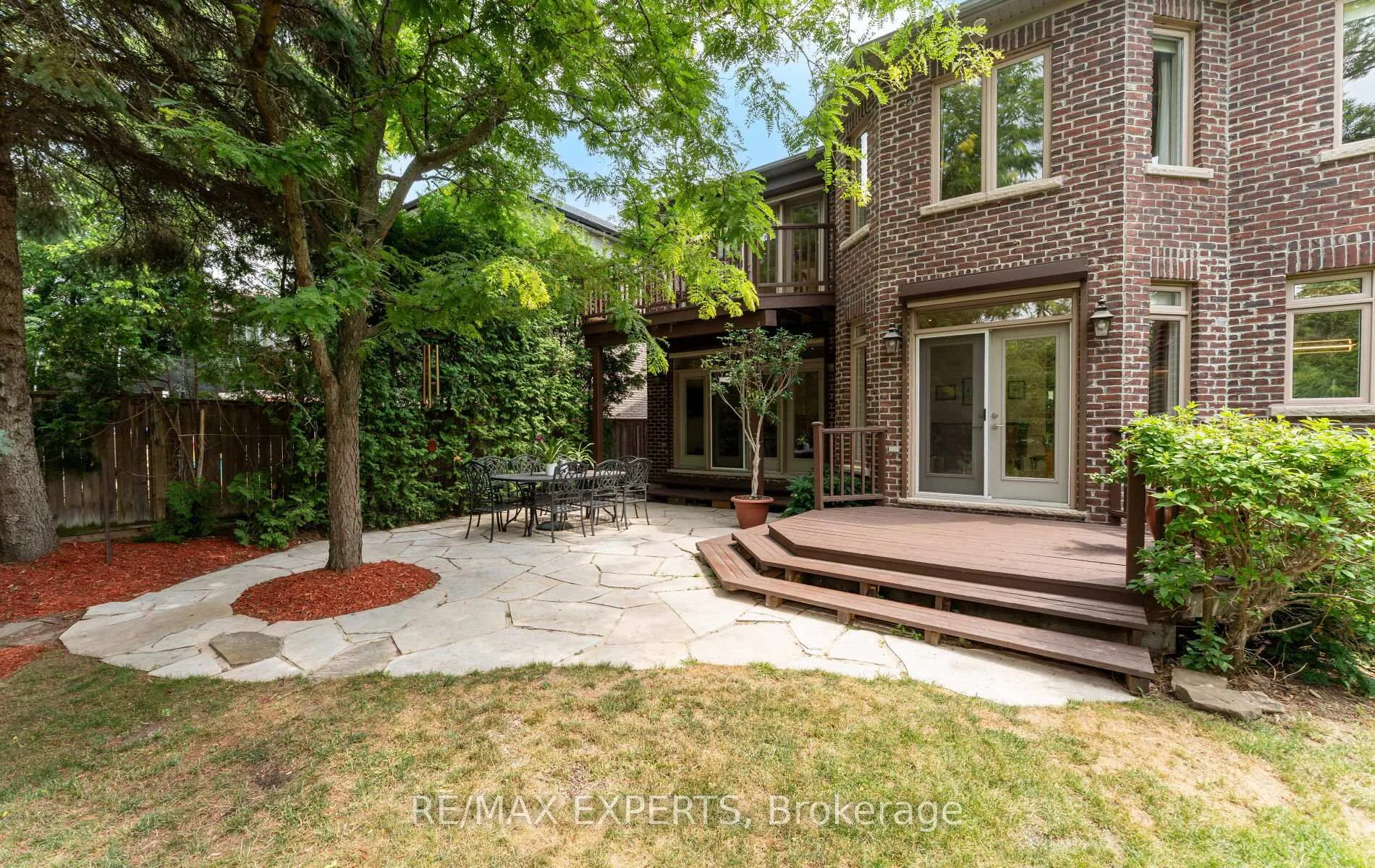 Photo 41 of 120 Riverside Drive, Vaughan, East Woodbridge — HOMEH
