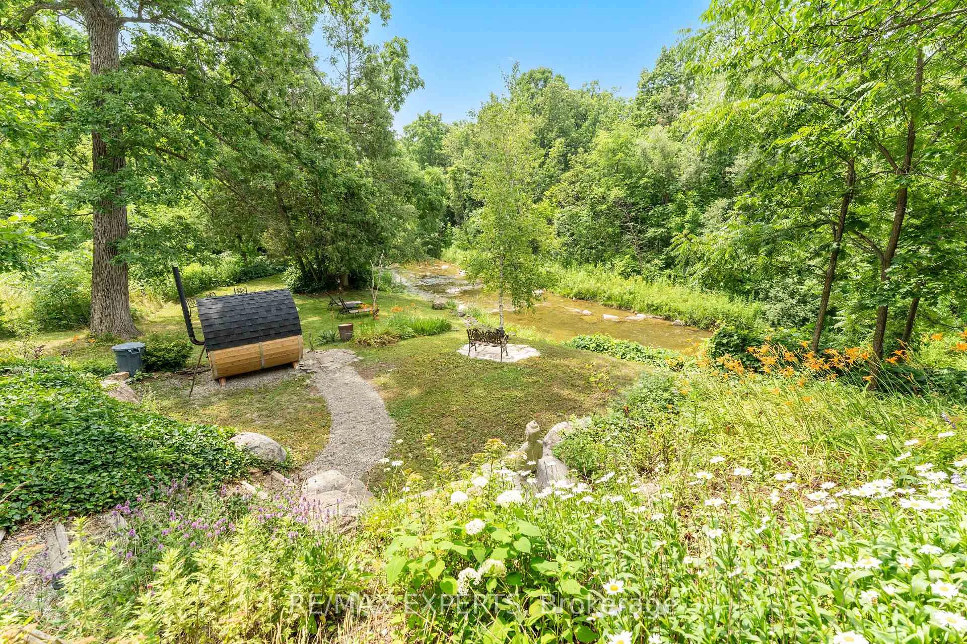 Photo 44 of 120 Riverside Drive, Vaughan, East Woodbridge — HOMEH