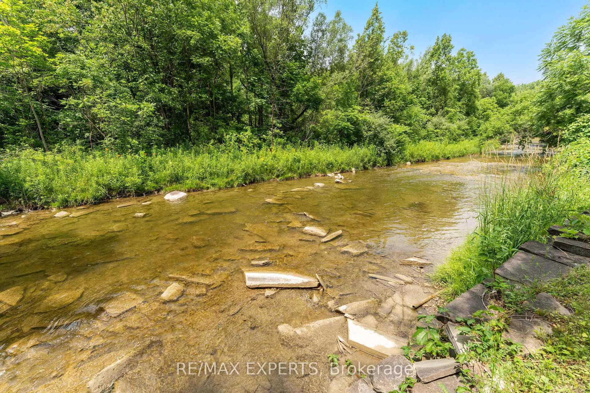 Photo 46 of 120 Riverside Drive, Vaughan, East Woodbridge — HOMEH