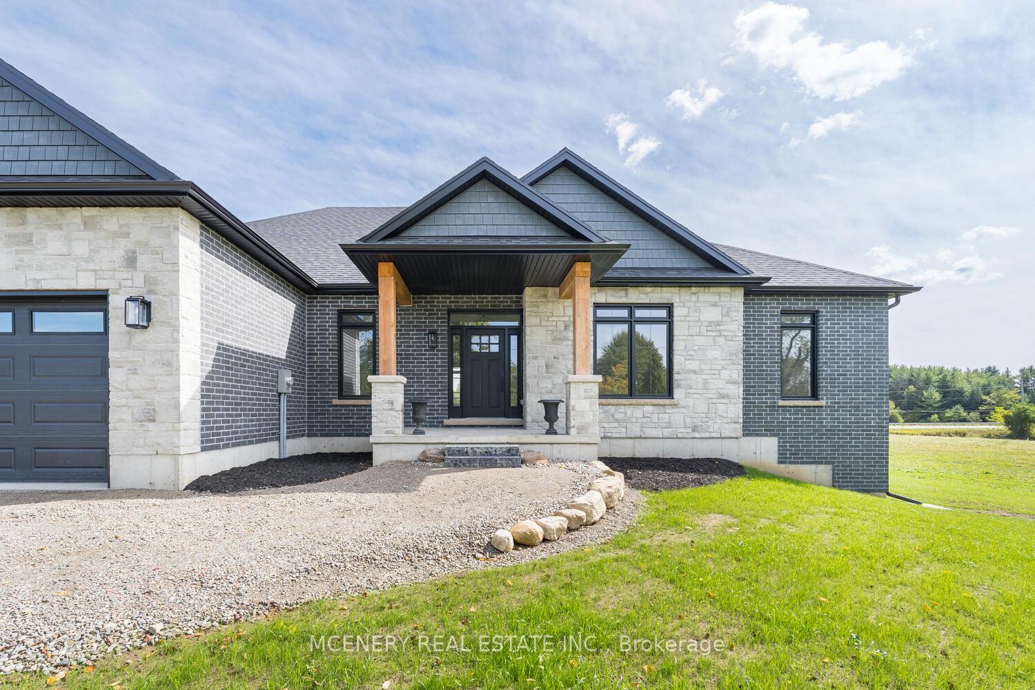Photo 3 of 29 Stewart Drive, Erin, Rural Erin — HOMEH