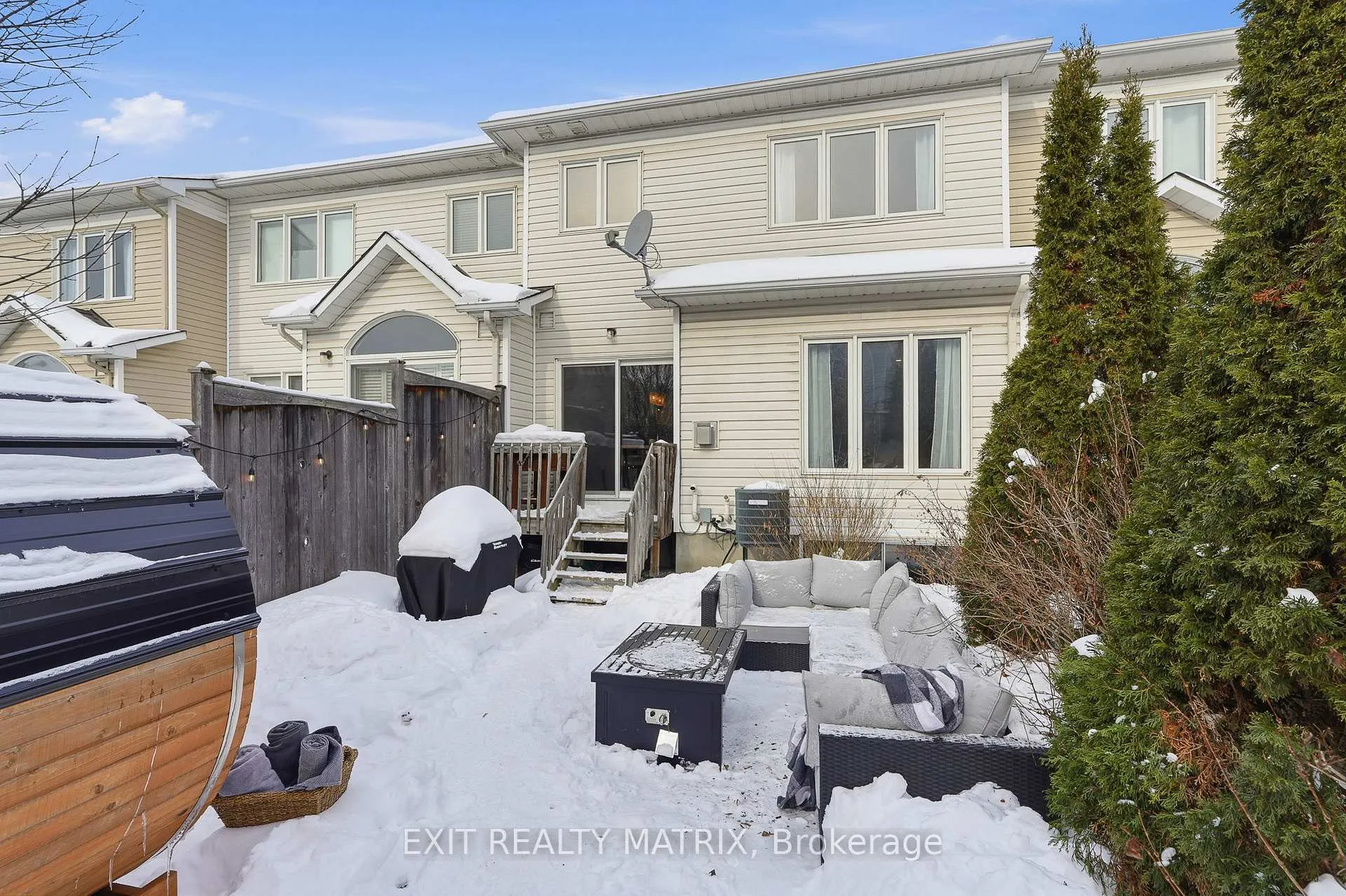 Photo 26 of 208 Greenridge Street, Ottawa, Chapel Hill — HOMEH