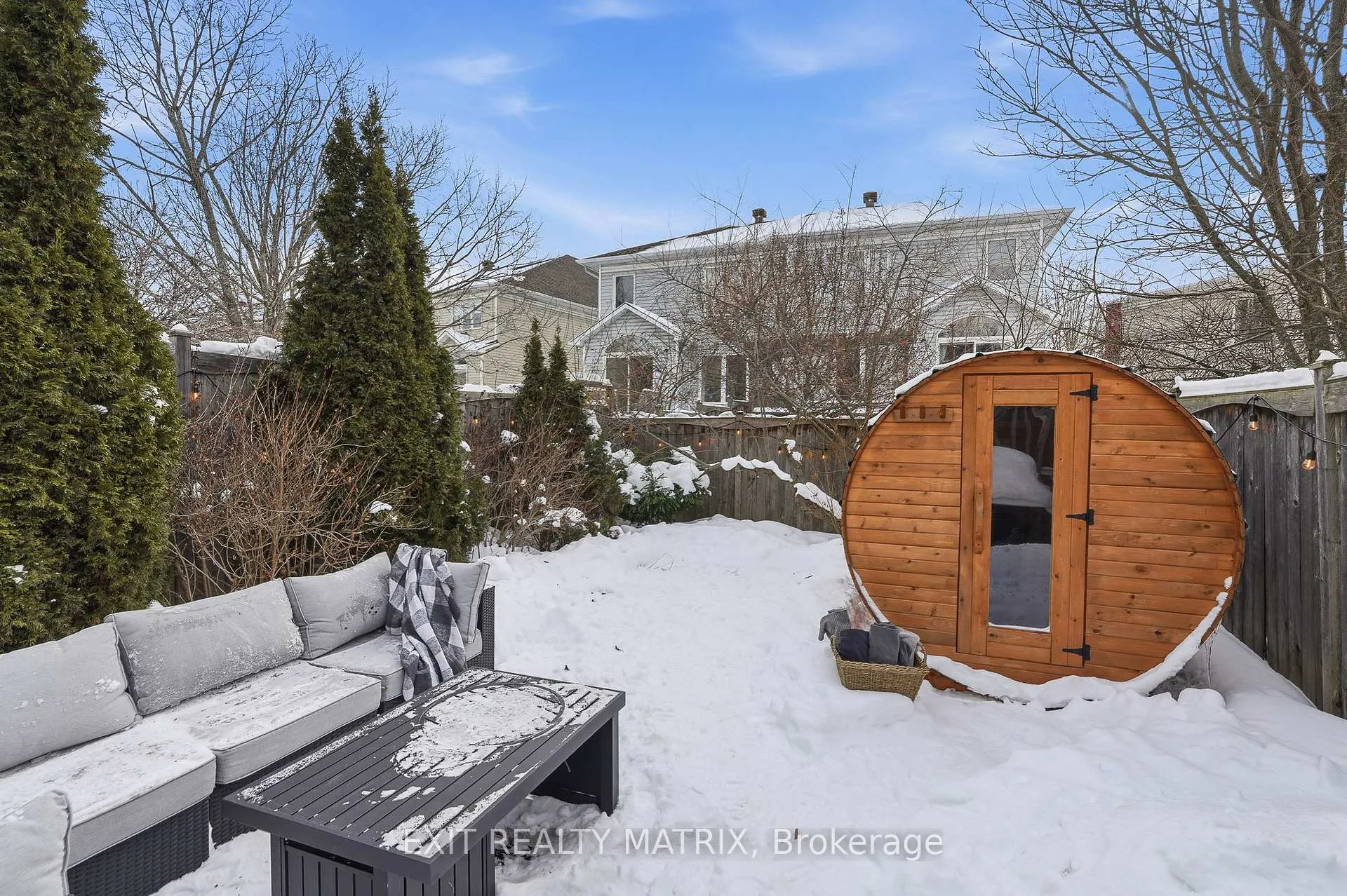 Photo 27 of 208 Greenridge Street, Ottawa, Chapel Hill — HOMEH
