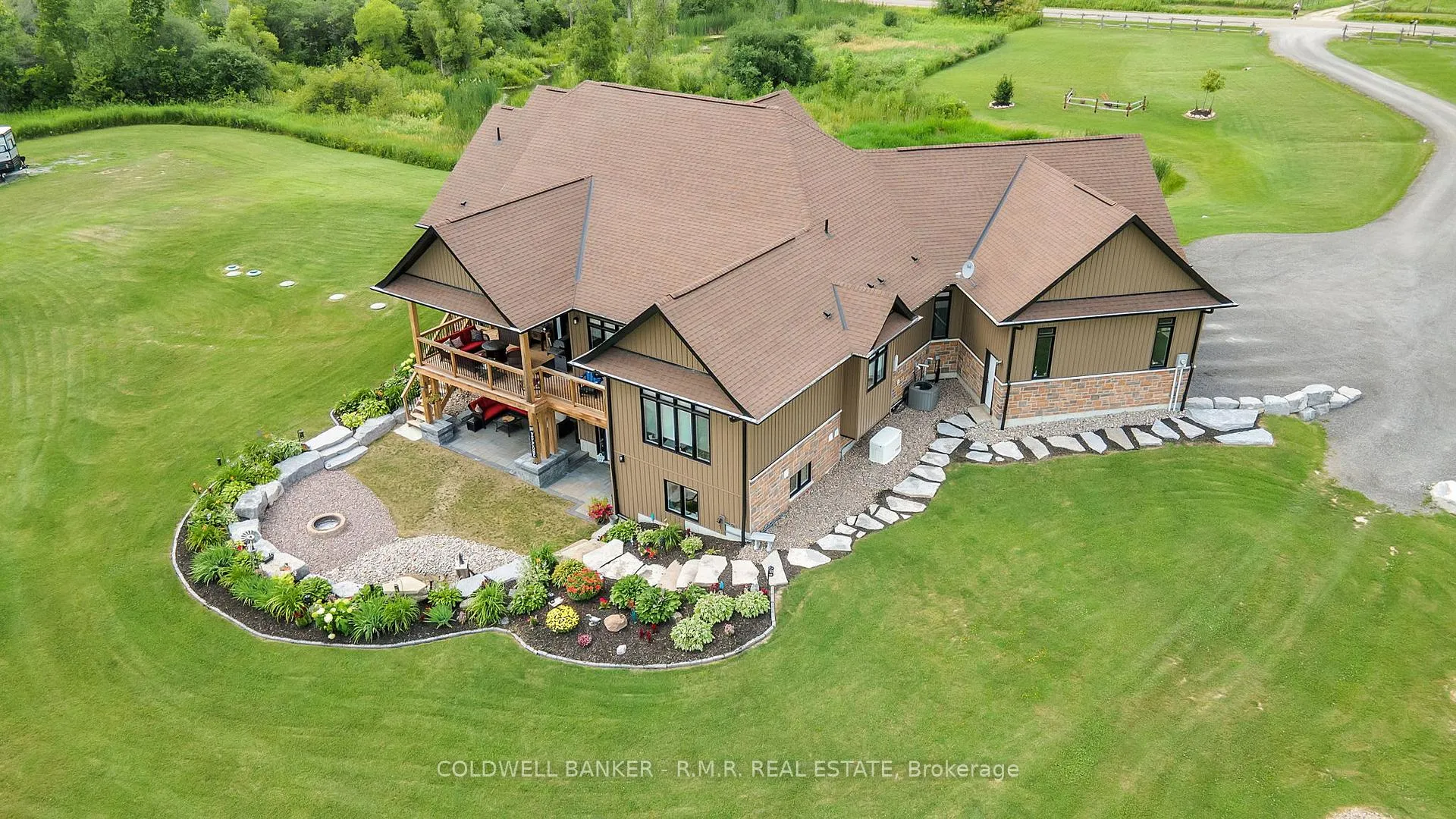 Front of 470 Blue Mountain Road