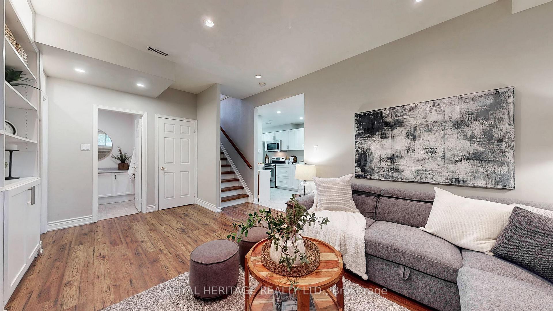 Photo 7 of 32 Fenwick Avenue, Clarington, Bowmanville — HOMEH