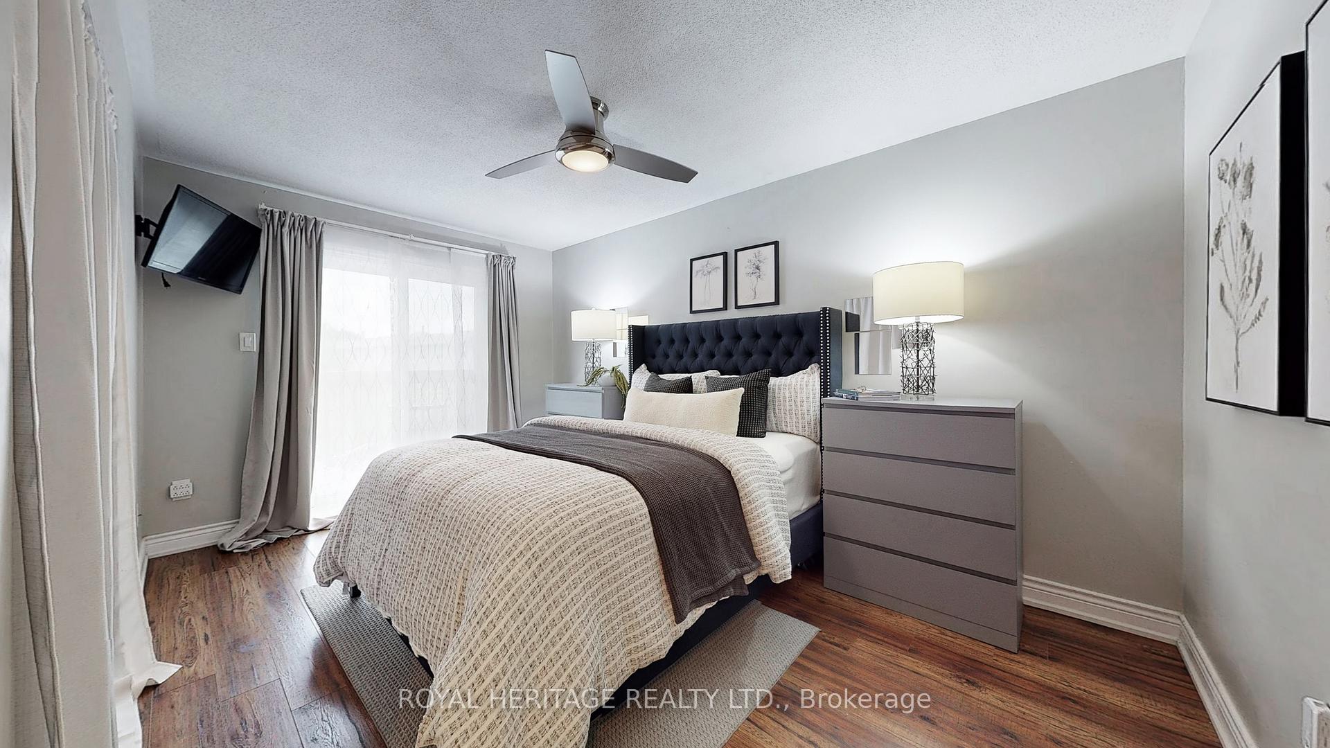 Photo 15 of 32 Fenwick Avenue, Clarington, Bowmanville — HOMEH