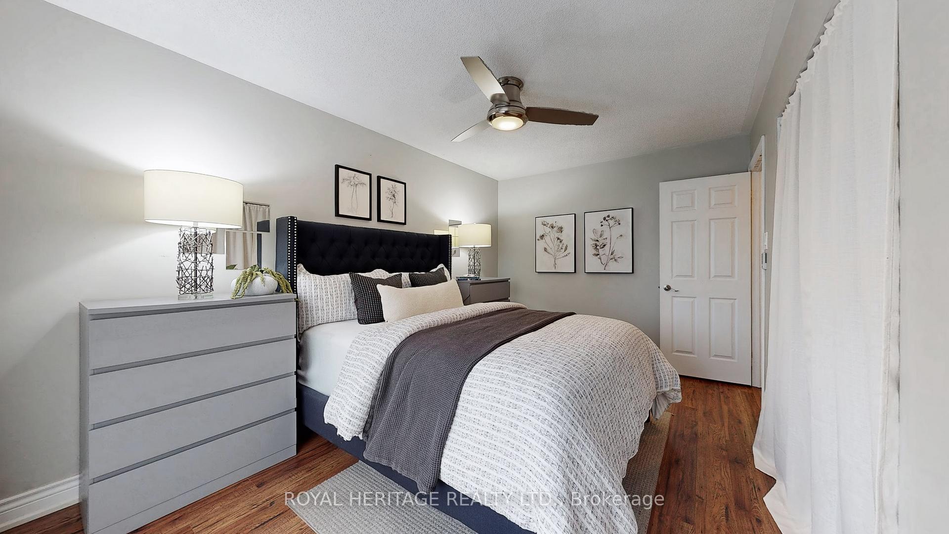 Photo 16 of 32 Fenwick Avenue, Clarington, Bowmanville — HOMEH