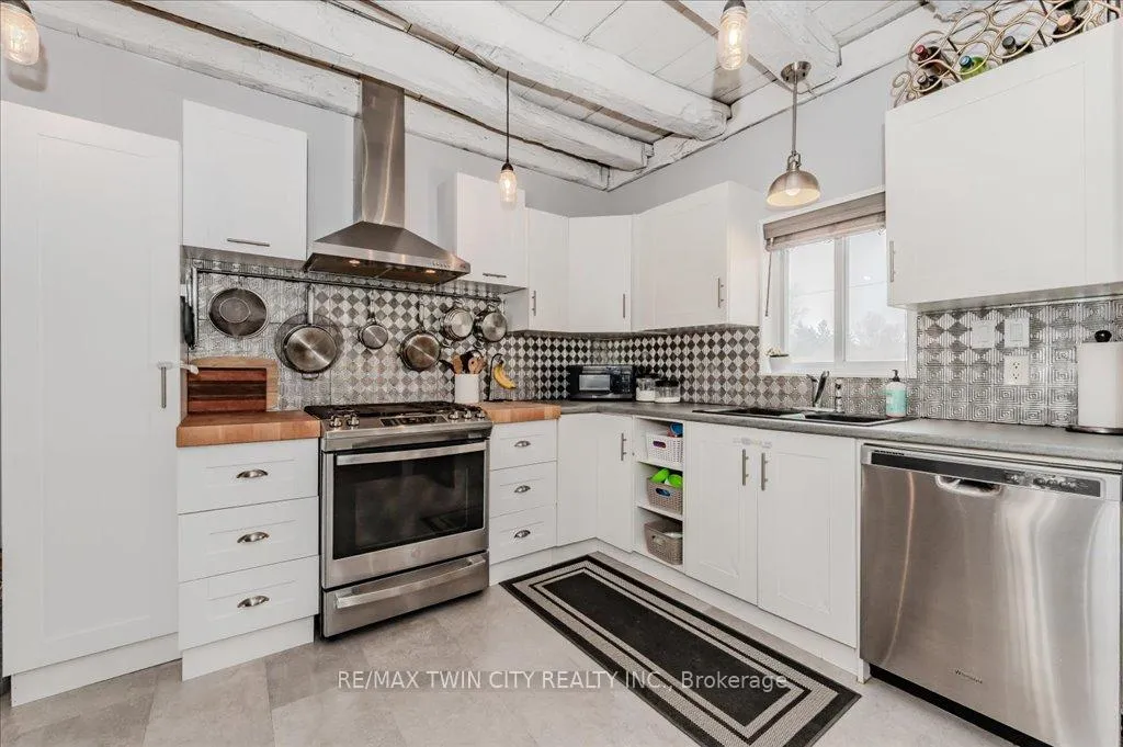 Photo 15 of 999 Northfield Drive E, Woolwich — HOMEH