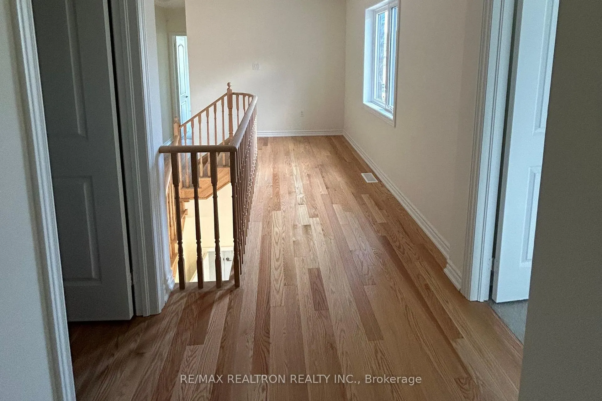 Photo 25 of 9 Mountainside Crescent, Whitby, Rolling Acres — HOMEH