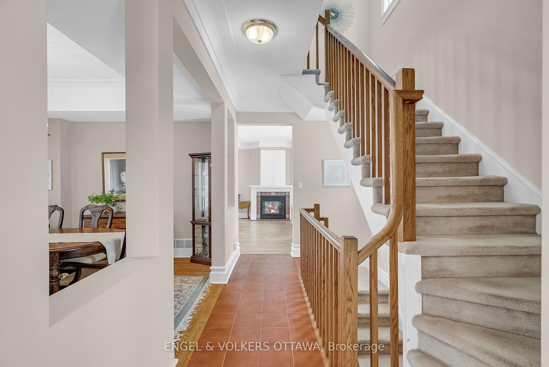 Photo 7 of 29 Burnham Road, Ottawa, Ottawa East — HOMEH