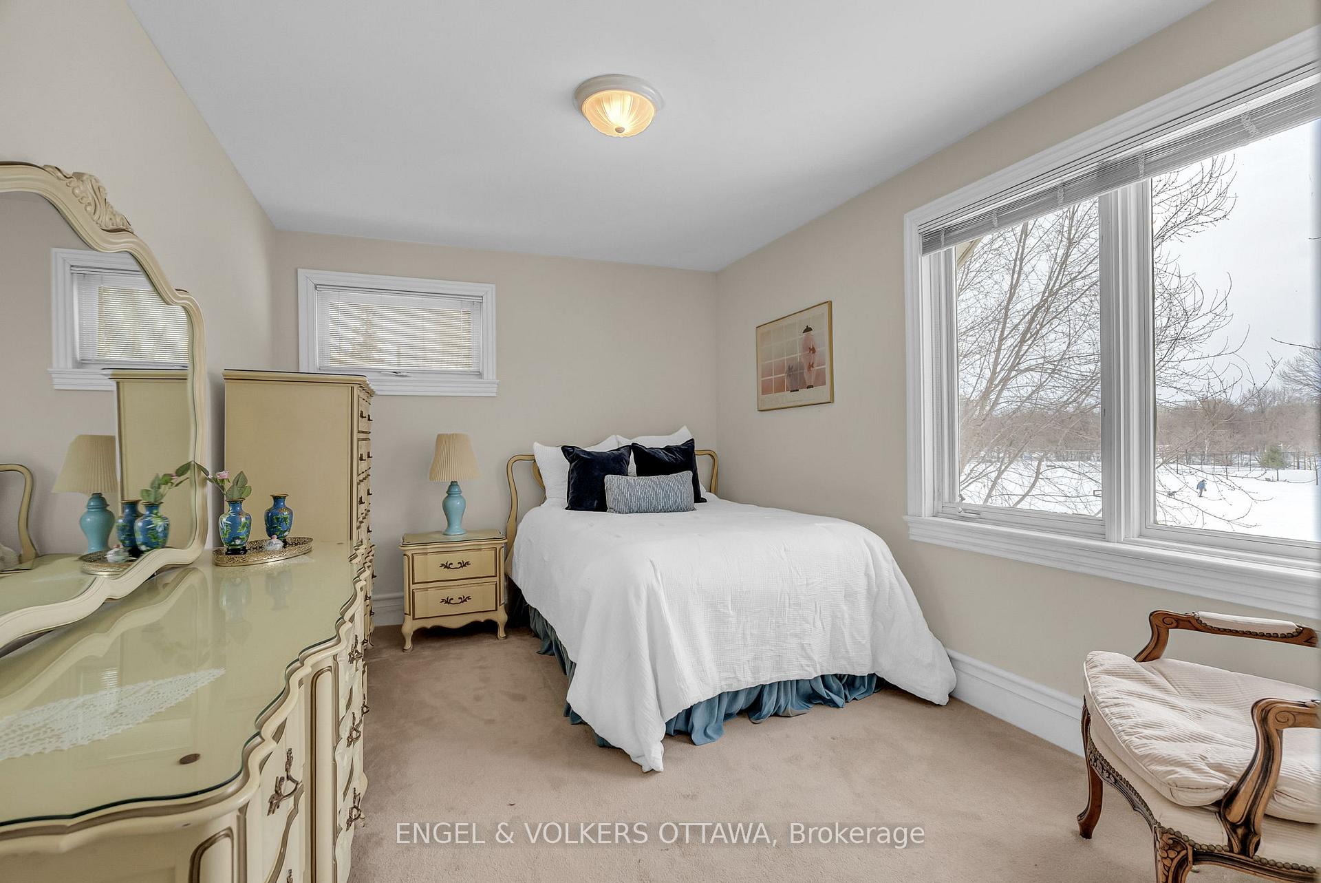 Photo 20 of 29 Burnham Road, Ottawa, Ottawa East — HOMEH