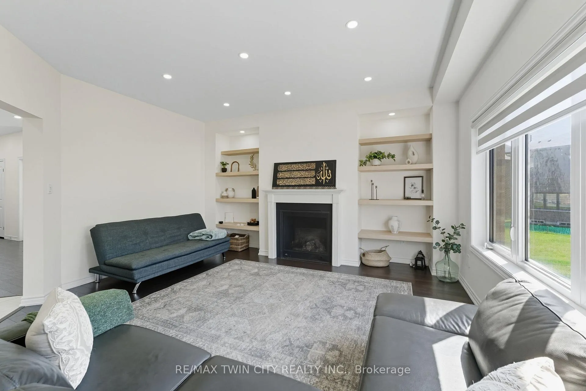 Photo 18 of 23 Whitton Drive, Brant, Paris — HOMEH