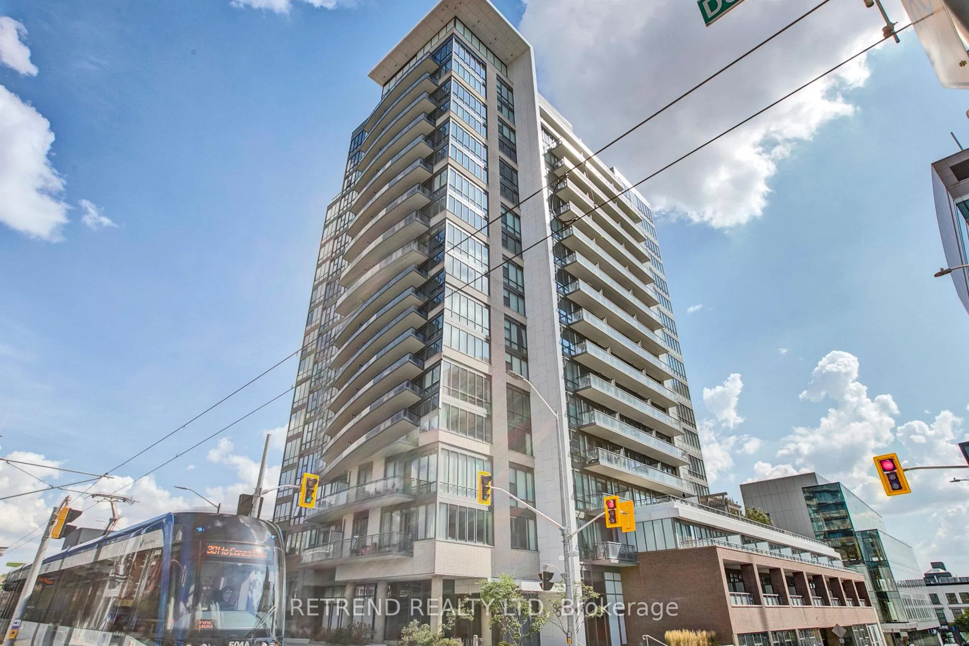 Front of Unit 1504, 85 Duke Street W