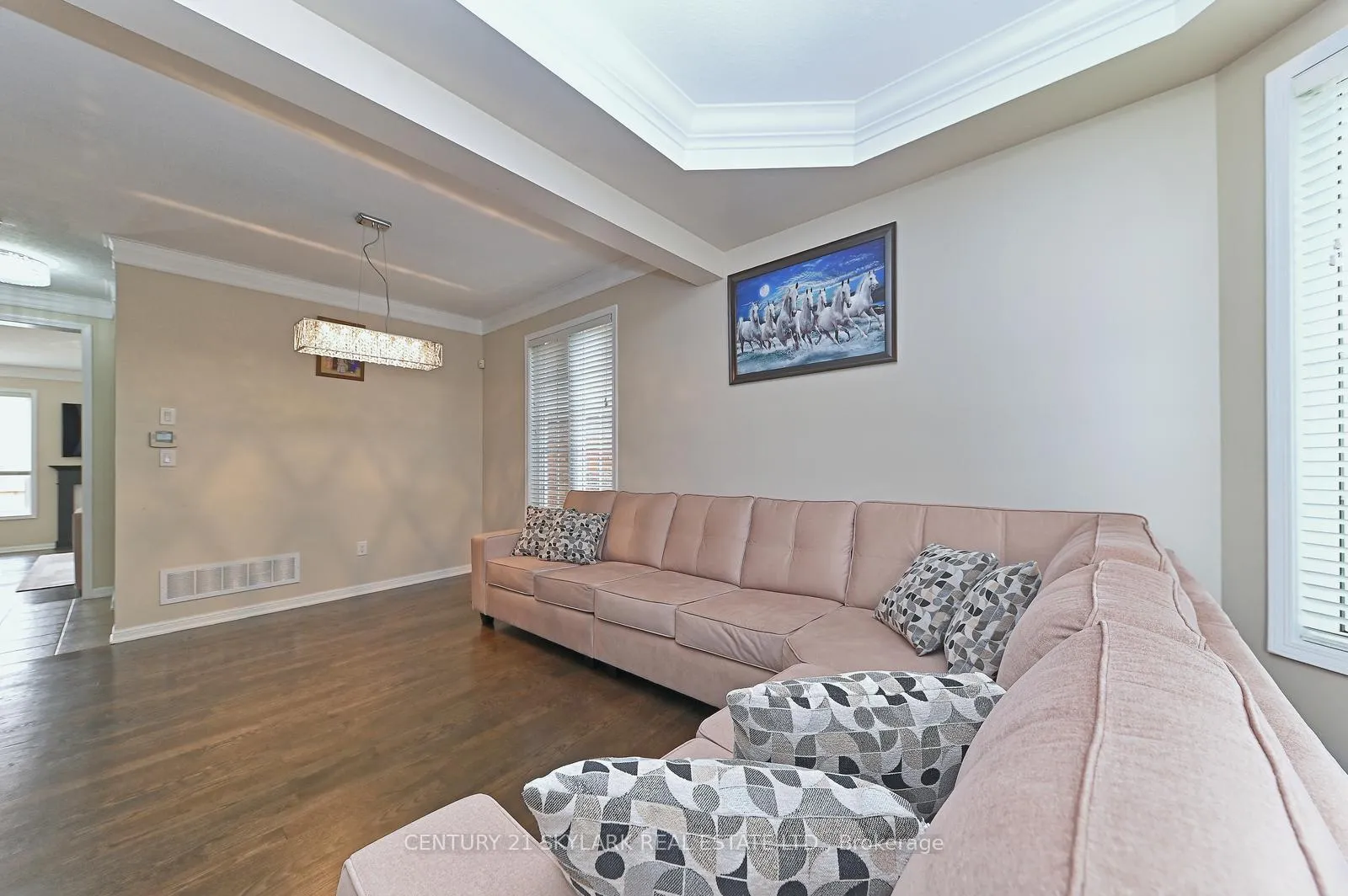 Photo 4 of 24 Dalton Drive, Cambridge, Silver Heights — HOMEH