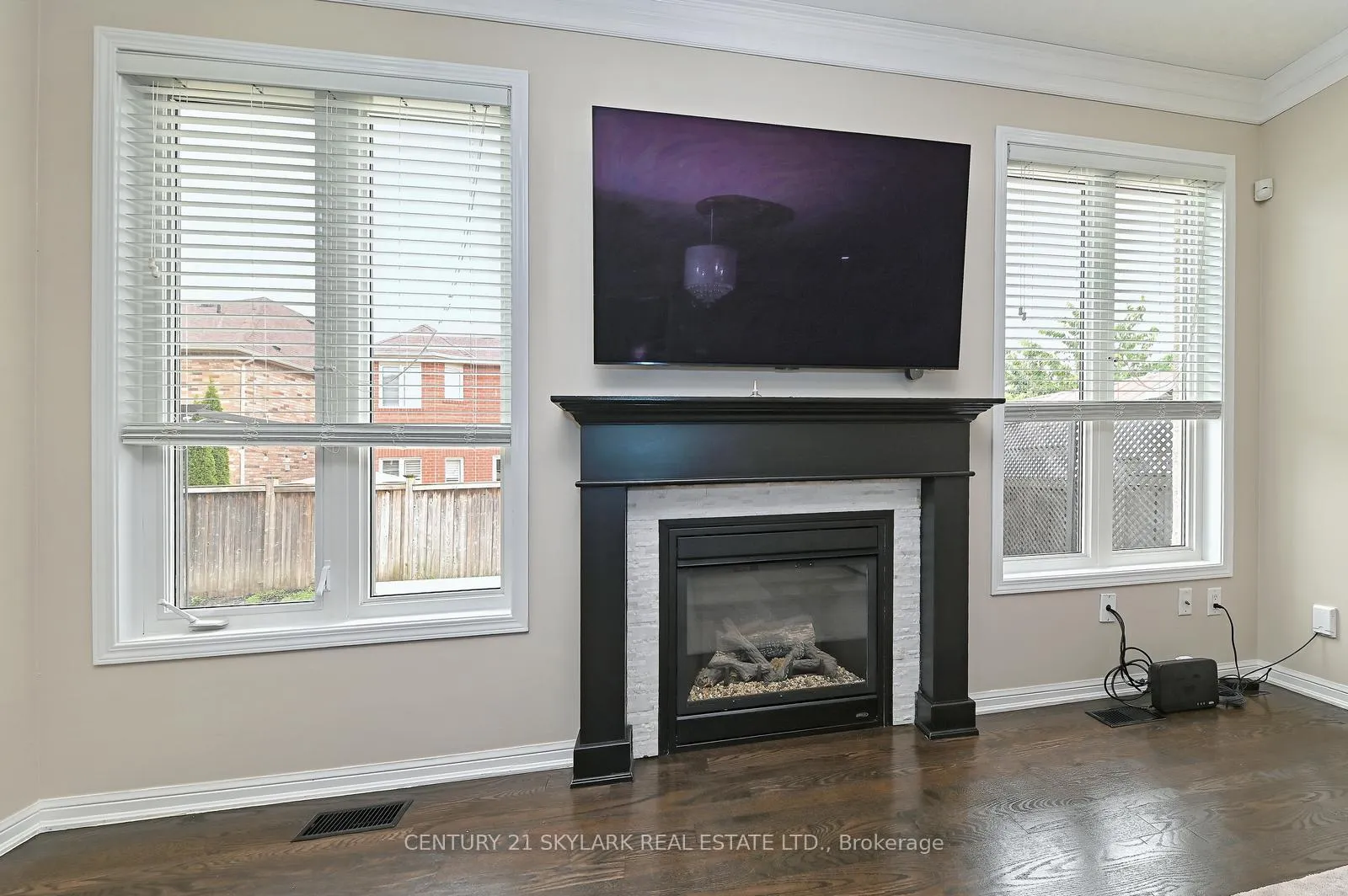 Photo 11 of 24 Dalton Drive, Cambridge, Silver Heights — HOMEH