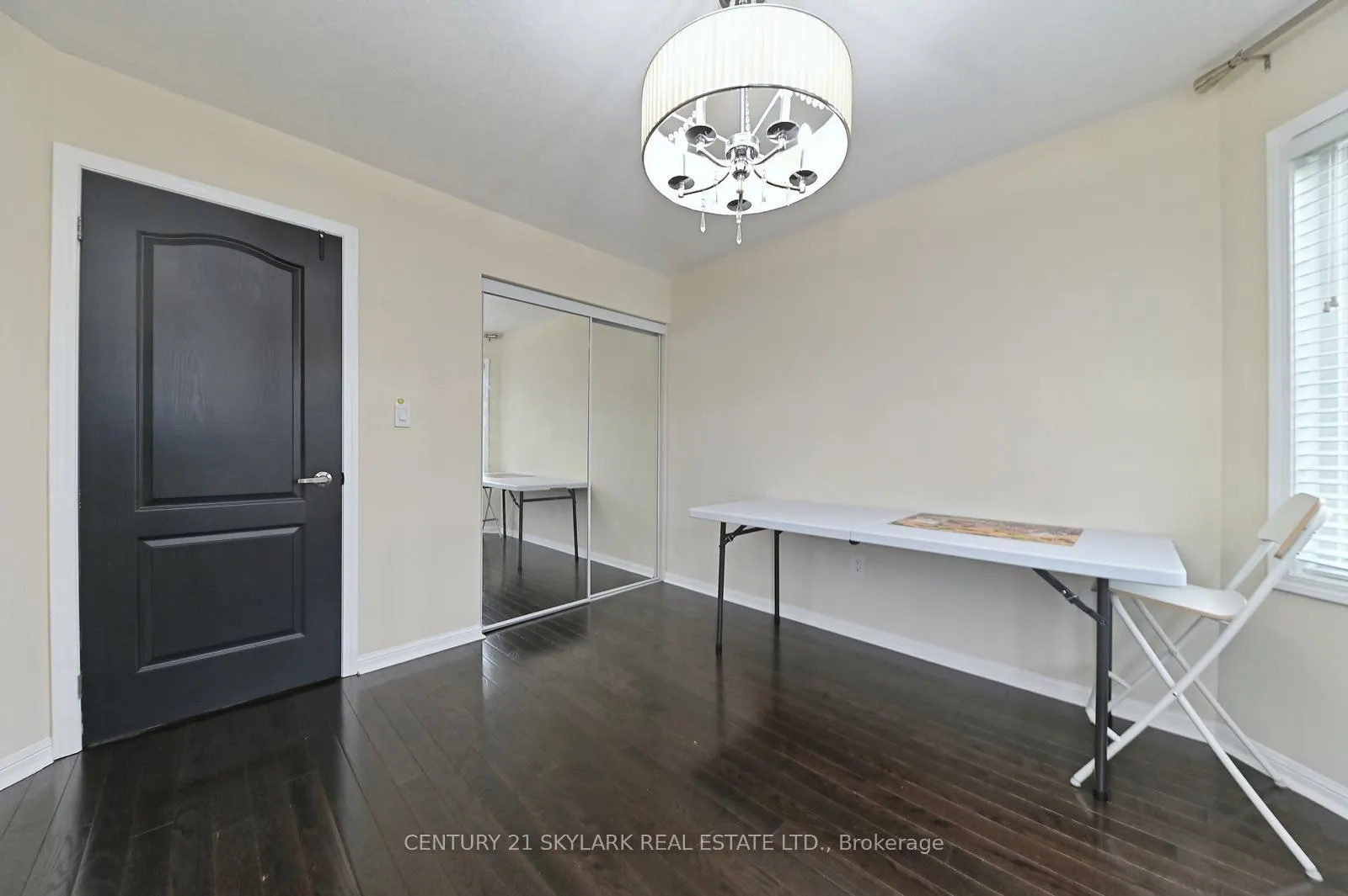 Photo 31 of 24 Dalton Drive, Cambridge, Silver Heights — HOMEH