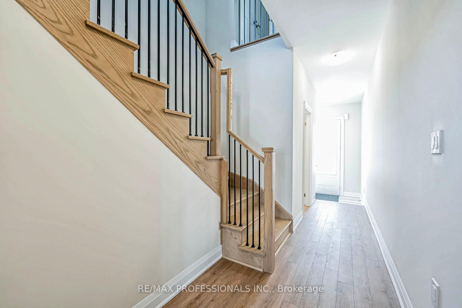 Photo 6 of 7 George Ellis Drive, Georgina, Keswick North — HOMEH