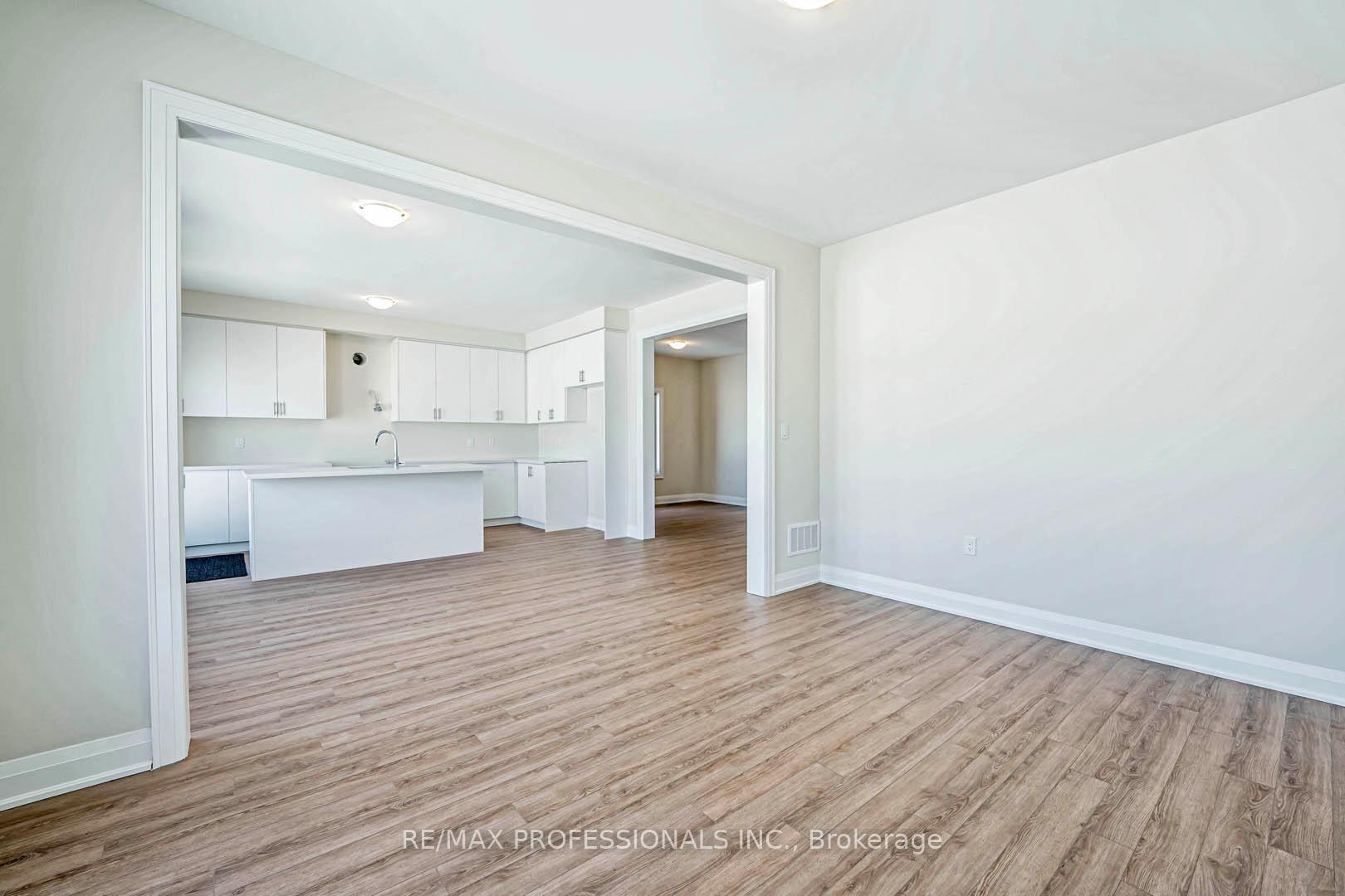 Photo 15 of 7 George Ellis Drive, Georgina, Keswick North — HOMEH