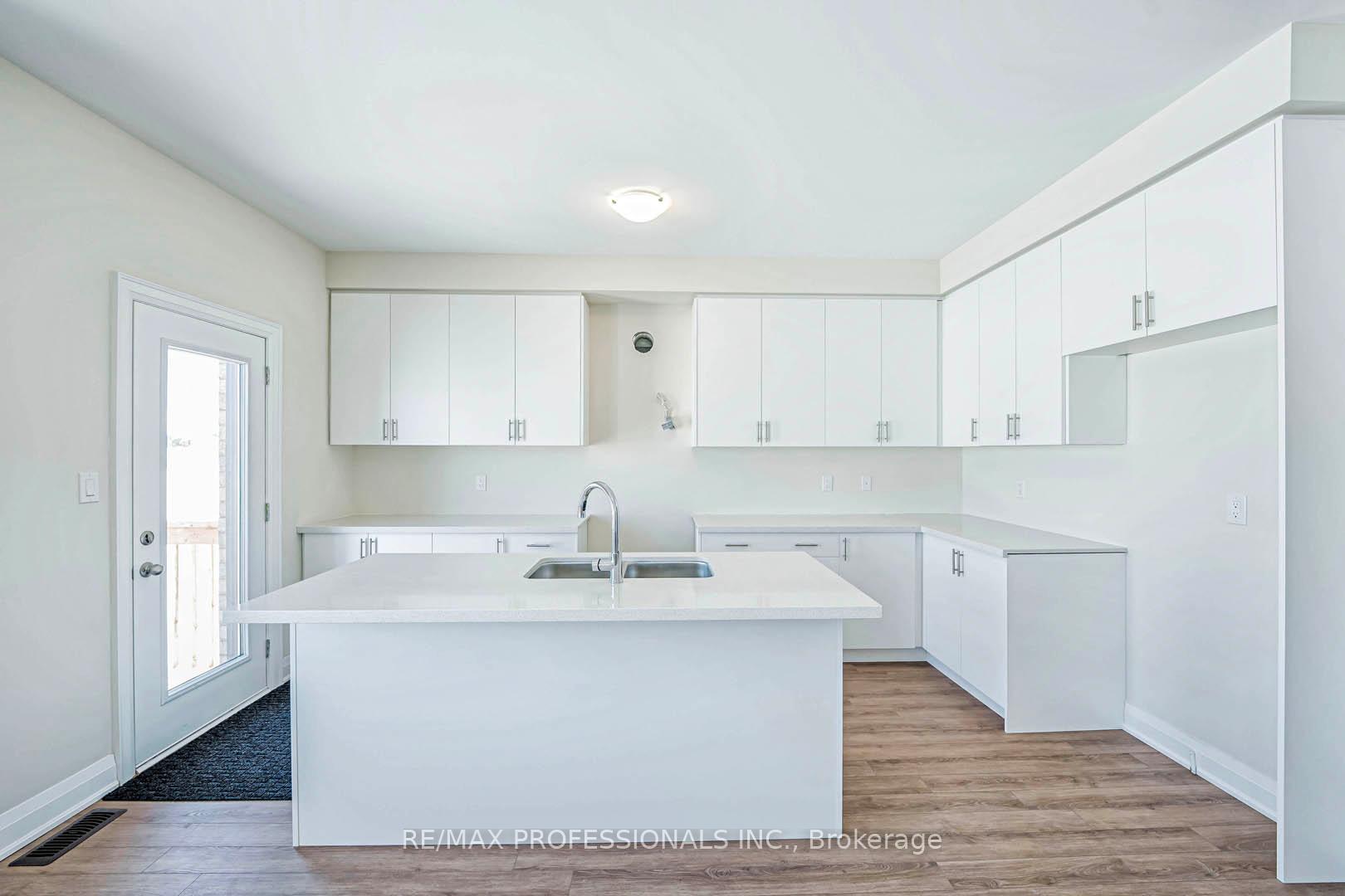 Photo 17 of 7 George Ellis Drive, Georgina, Keswick North — HOMEH