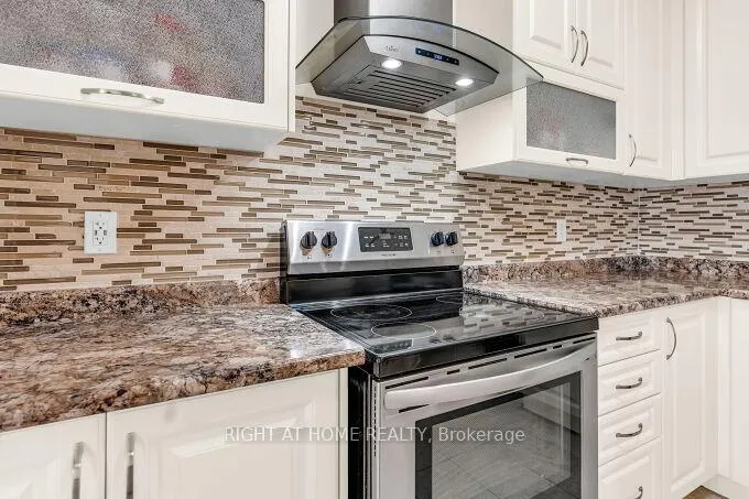 Photo 12 of 118 Wagner Crescent, Essa, Angus — HOMEH