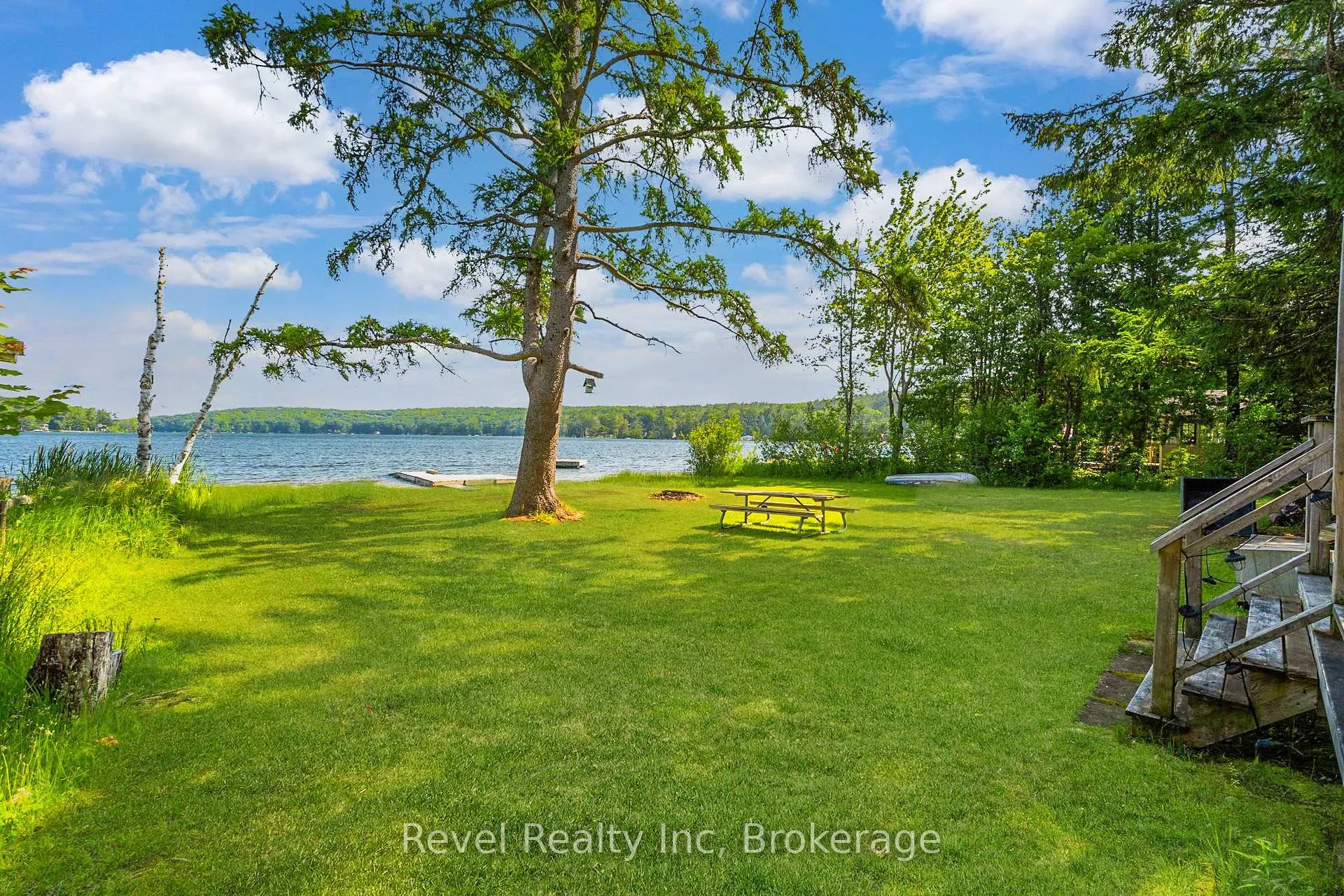 Photo 11 of 120 Andrew Drive, Tiny, Rural Tiny — HOMEH