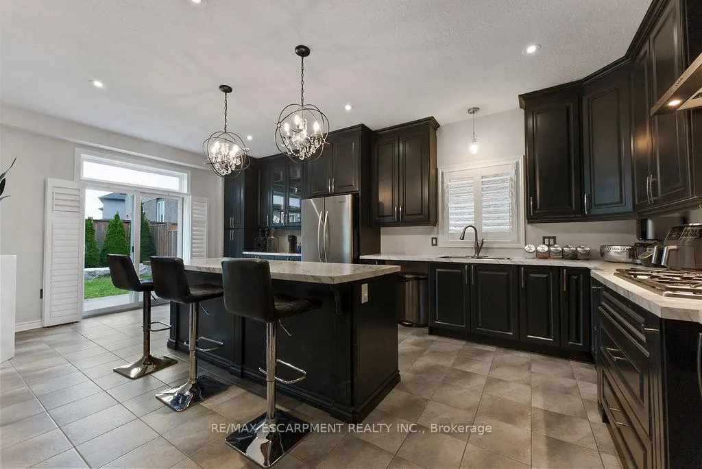 Photo 13 of 12 Ascoli Drive, Hamilton, Ryckmans — HOMEH