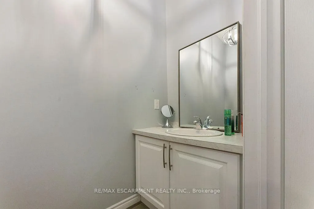 Photo 14 of 12 Ascoli Drive, Hamilton, Ryckmans — HOMEH