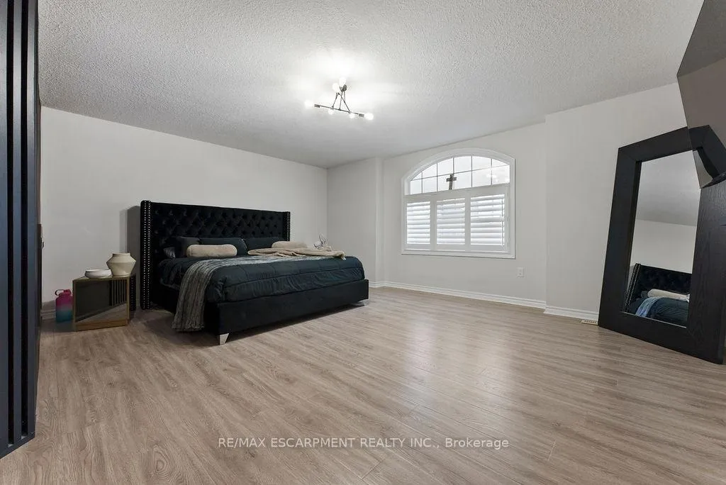Photo 18 of 12 Ascoli Drive, Hamilton, Ryckmans — HOMEH