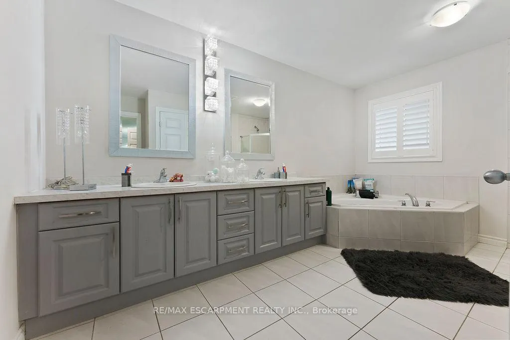 Photo 20 of 12 Ascoli Drive, Hamilton, Ryckmans — HOMEH