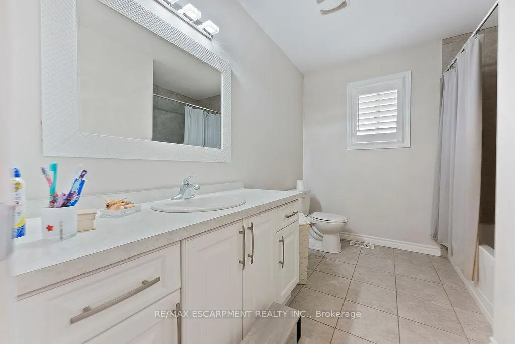 Photo 22 of 12 Ascoli Drive, Hamilton, Ryckmans — HOMEH