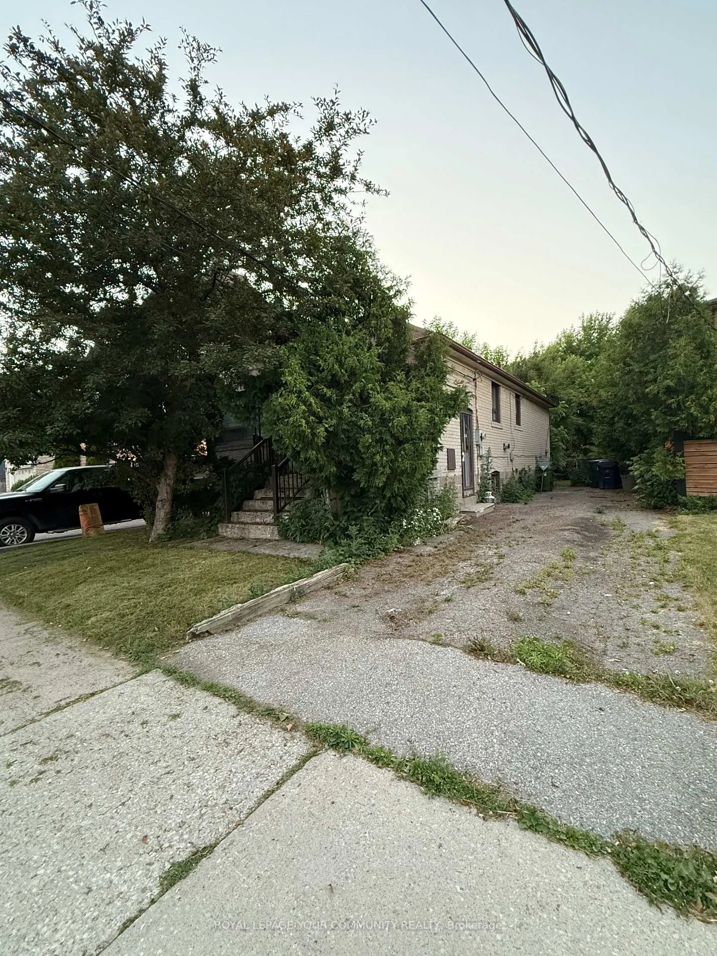 Photo 1 of 38 Sultana Avenue, Toronto, Englemount-Lawrence — HOMEH