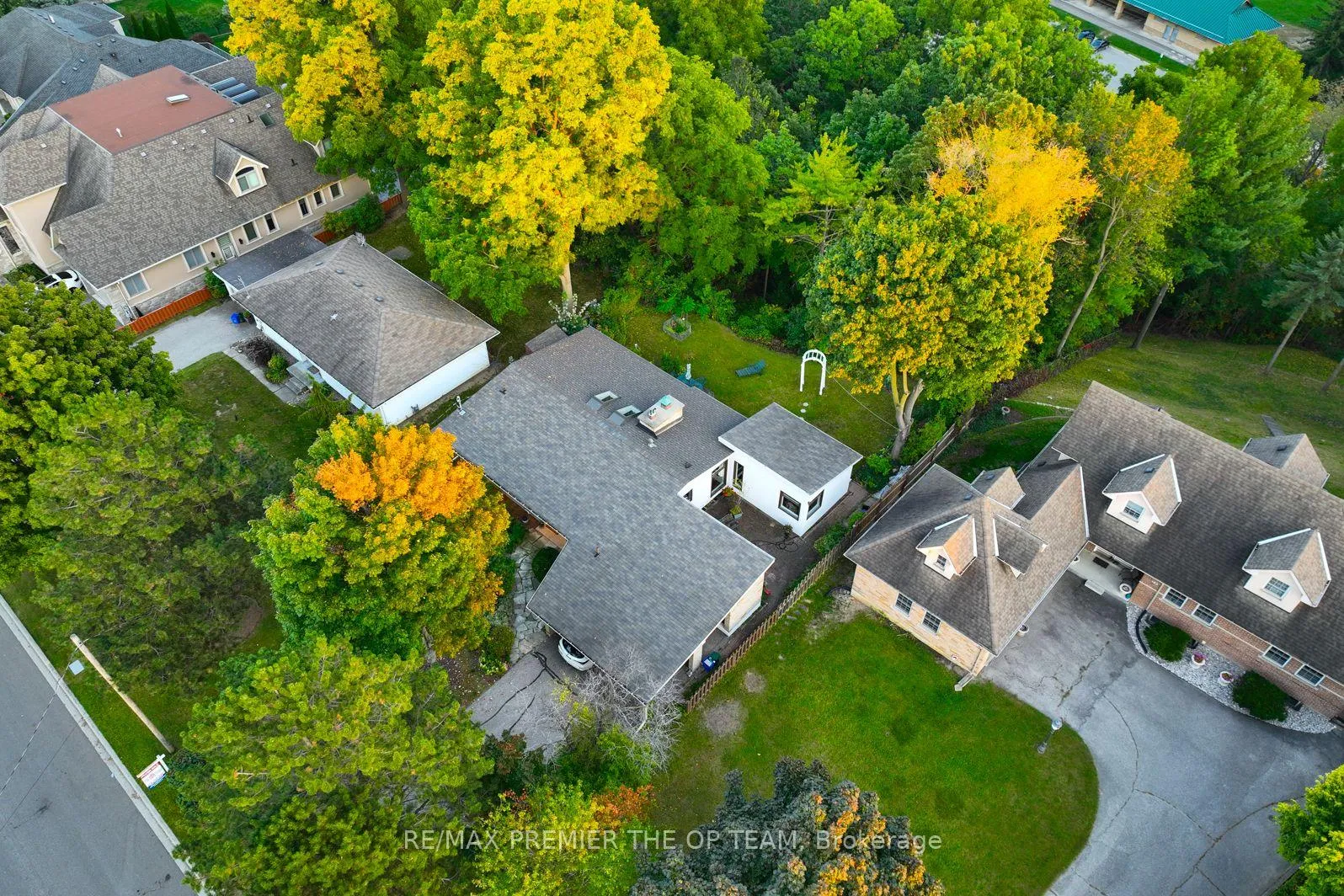 Photo 13 of 175 Davidson Drive, Vaughan, Islington Woods — HOMEH