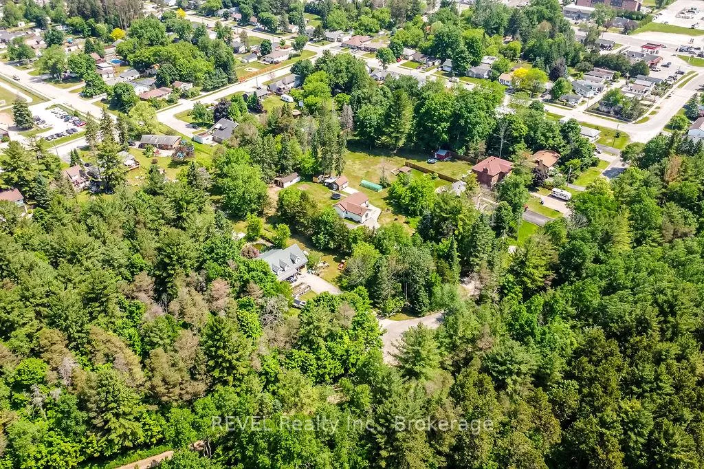 Photo 4 of 31 Pine River Road, Essa, Angus — HOMEH