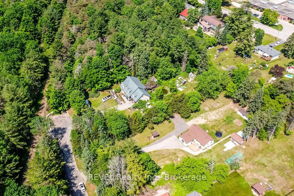 Photo 10 of 31 Pine River Road, Essa, Angus — HOMEH
