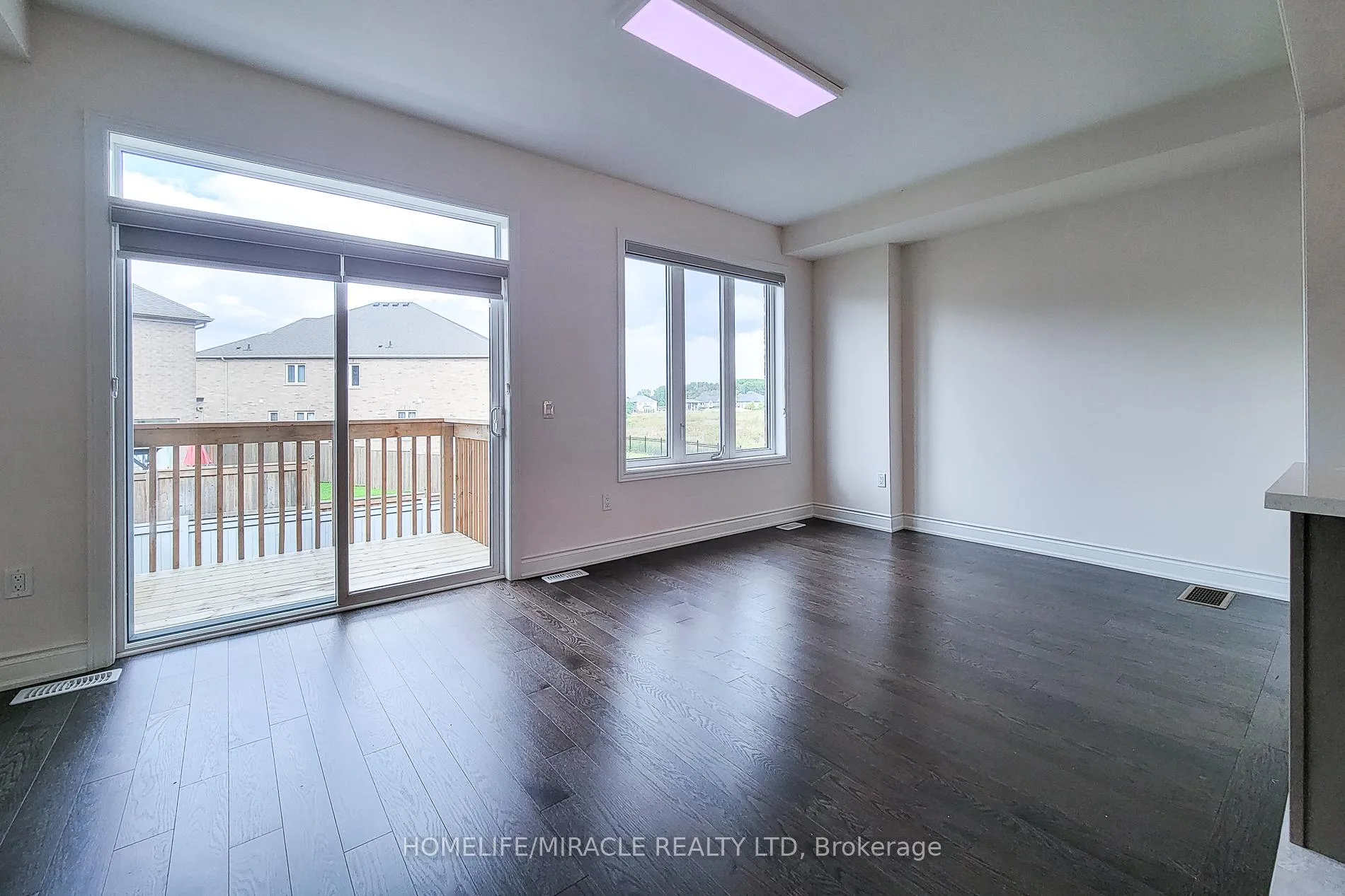Photo 12 of 1101 Garner Road E, Hamilton, Ancaster — HOMEH