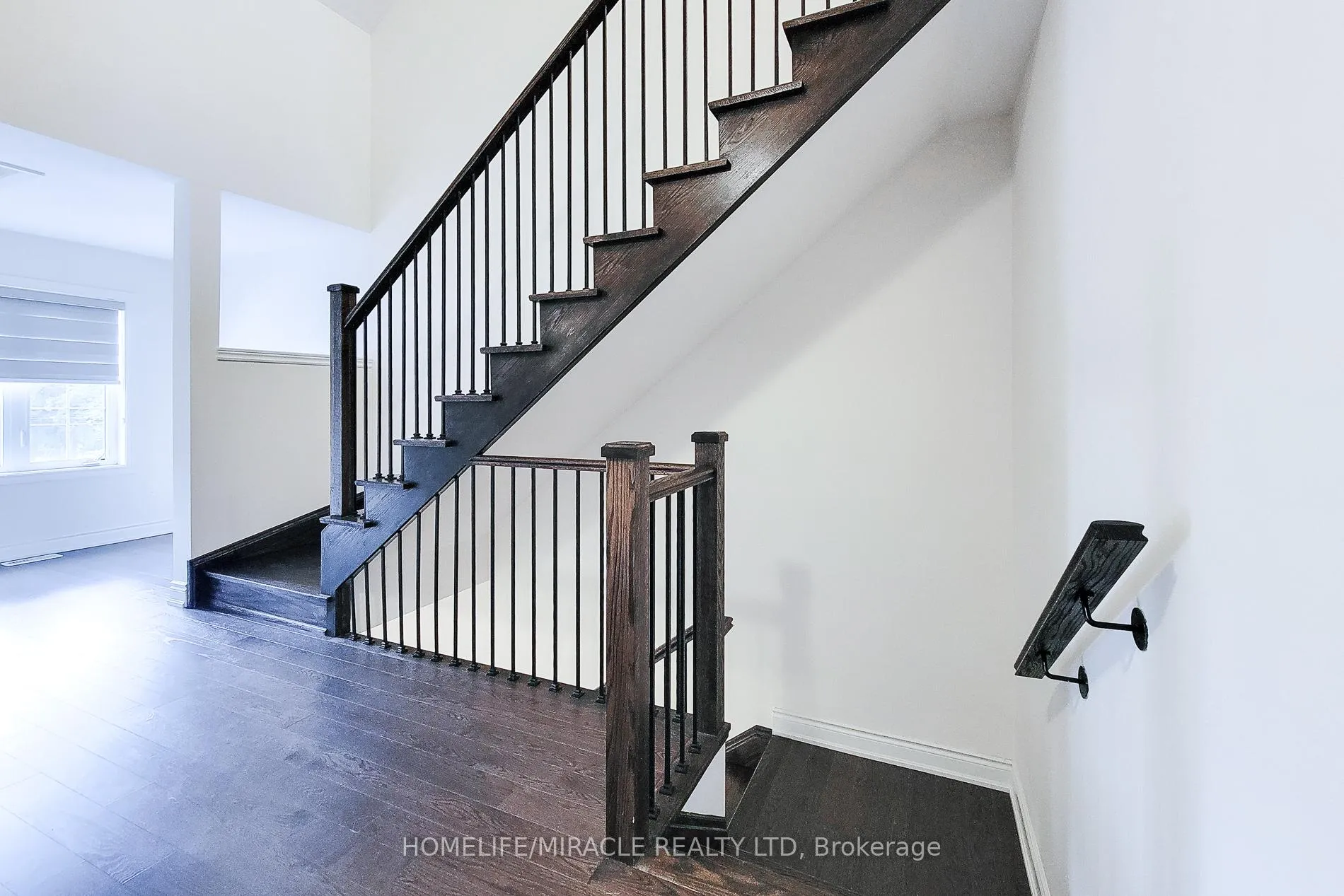 Photo 19 of 1101 Garner Road E, Hamilton, Ancaster — HOMEH
