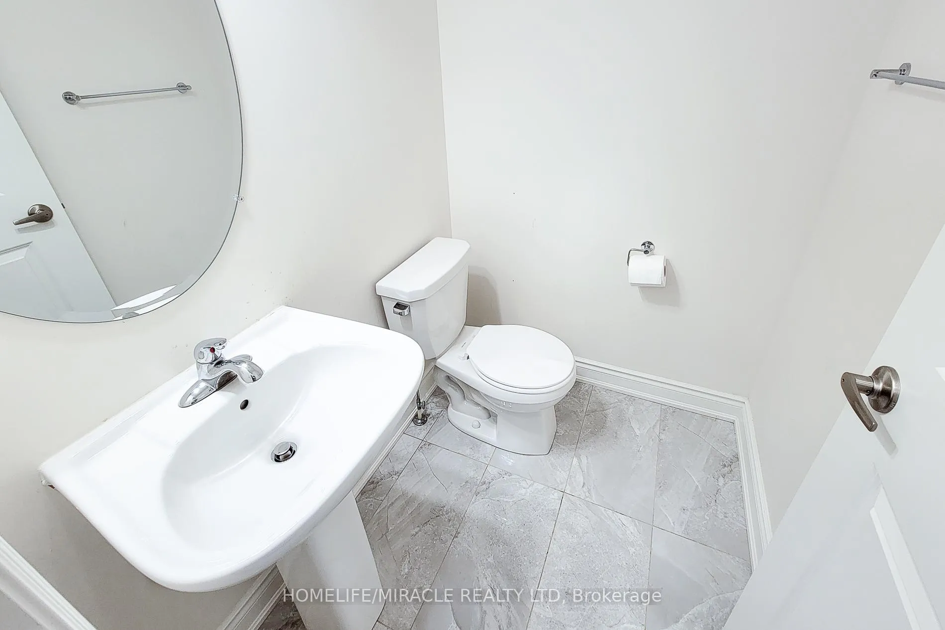 Photo 28 of 1101 Garner Road E, Hamilton, Ancaster — HOMEH