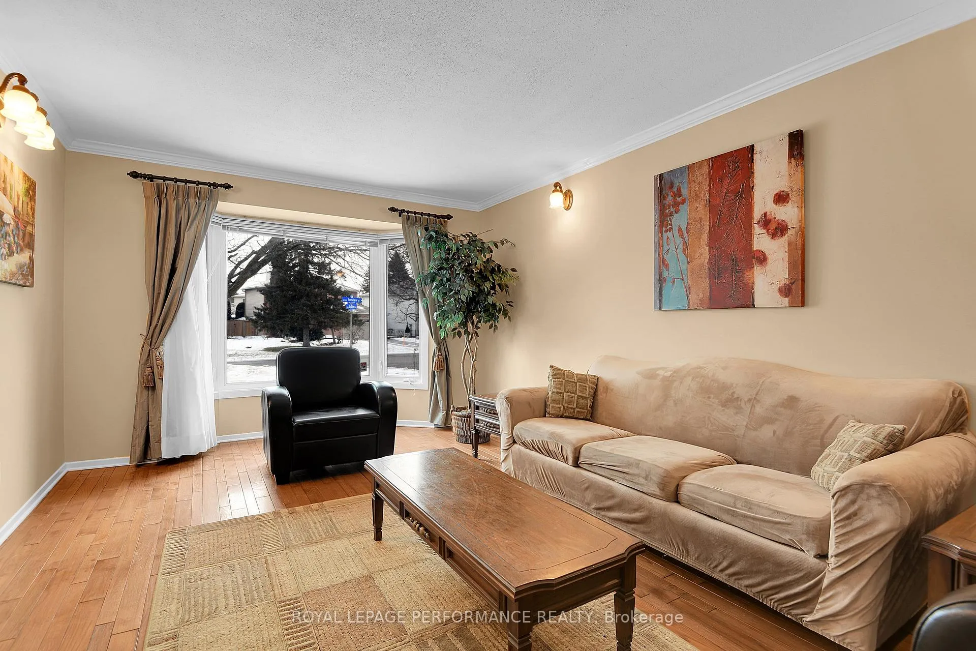 Photo 5 of 1646 Sunview Drive, Ottawa, Orleans/Sunridge — HOMEH