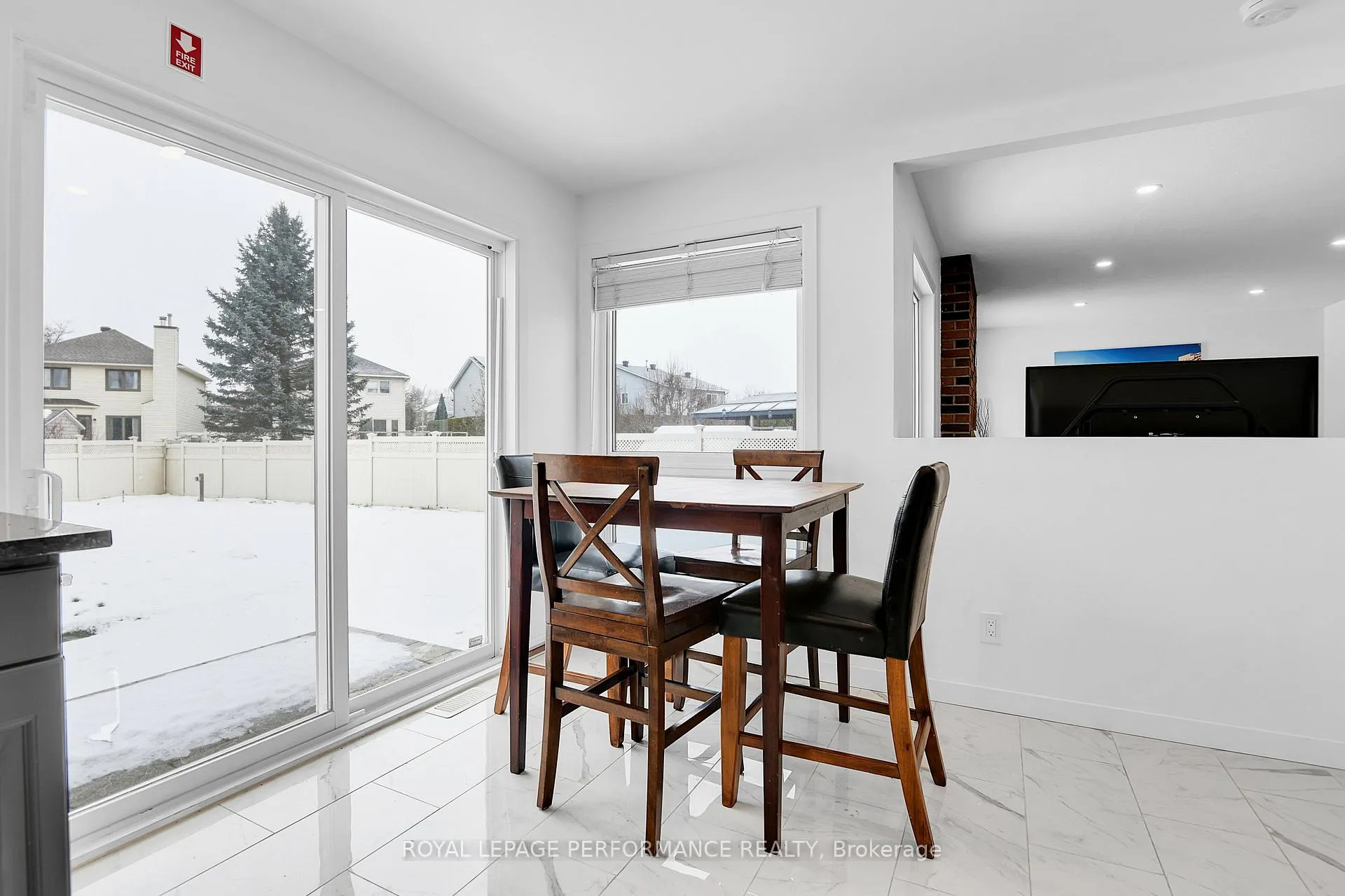 Photo 11 of 1646 Sunview Drive, Ottawa, Orleans/Sunridge — HOMEH