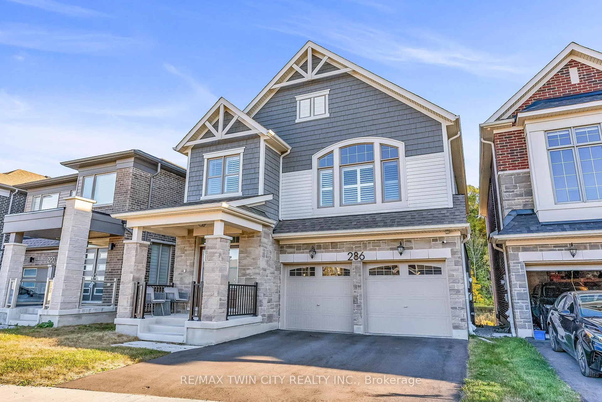 Photo 1 of 286 Forestwalk Street, Kitchener — HOMEH