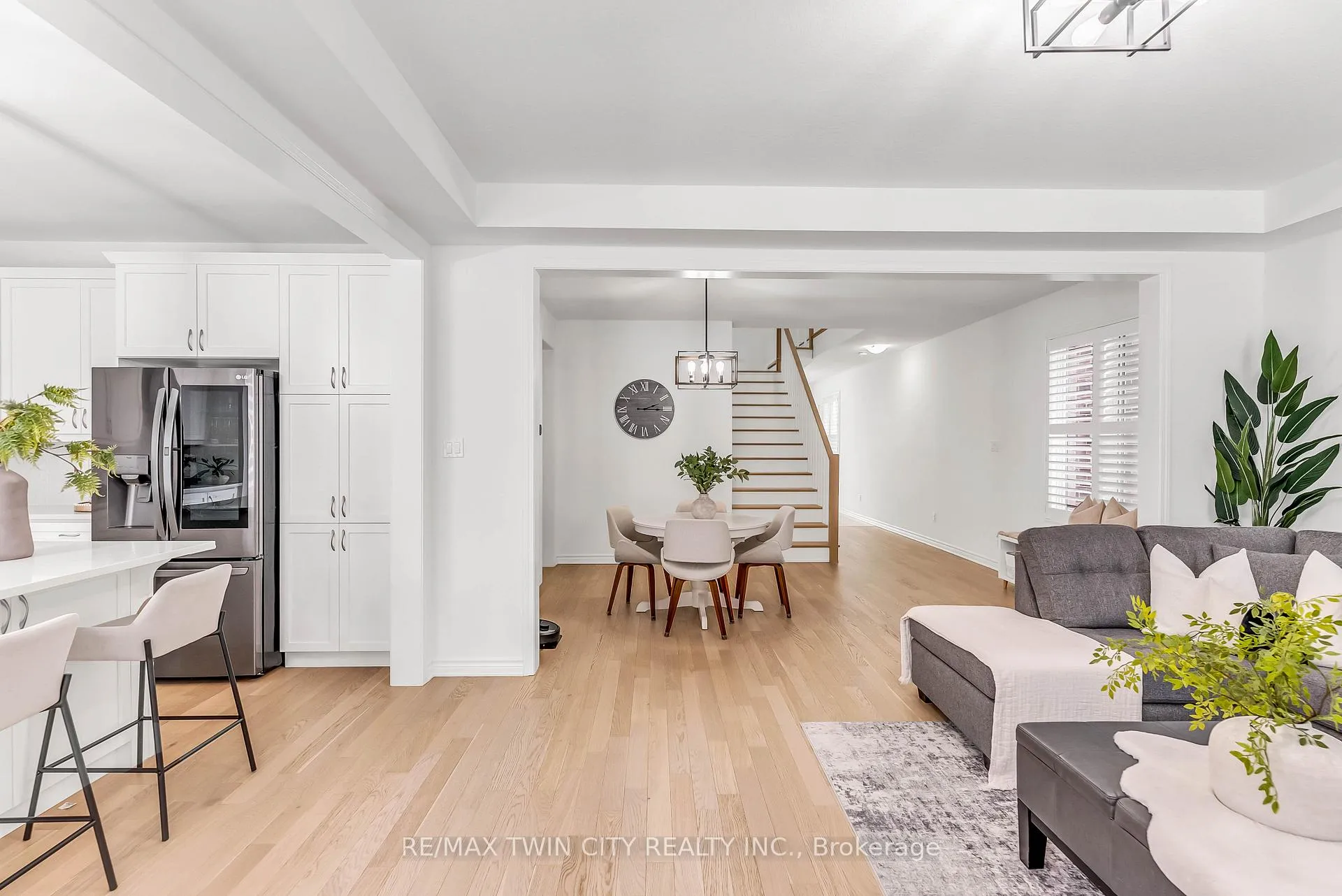 Photo 17 of 286 Forestwalk Street, Kitchener — HOMEH