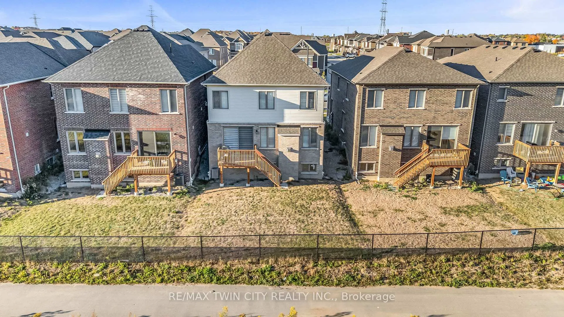 Photo 40 of 286 Forestwalk Street, Kitchener — HOMEH