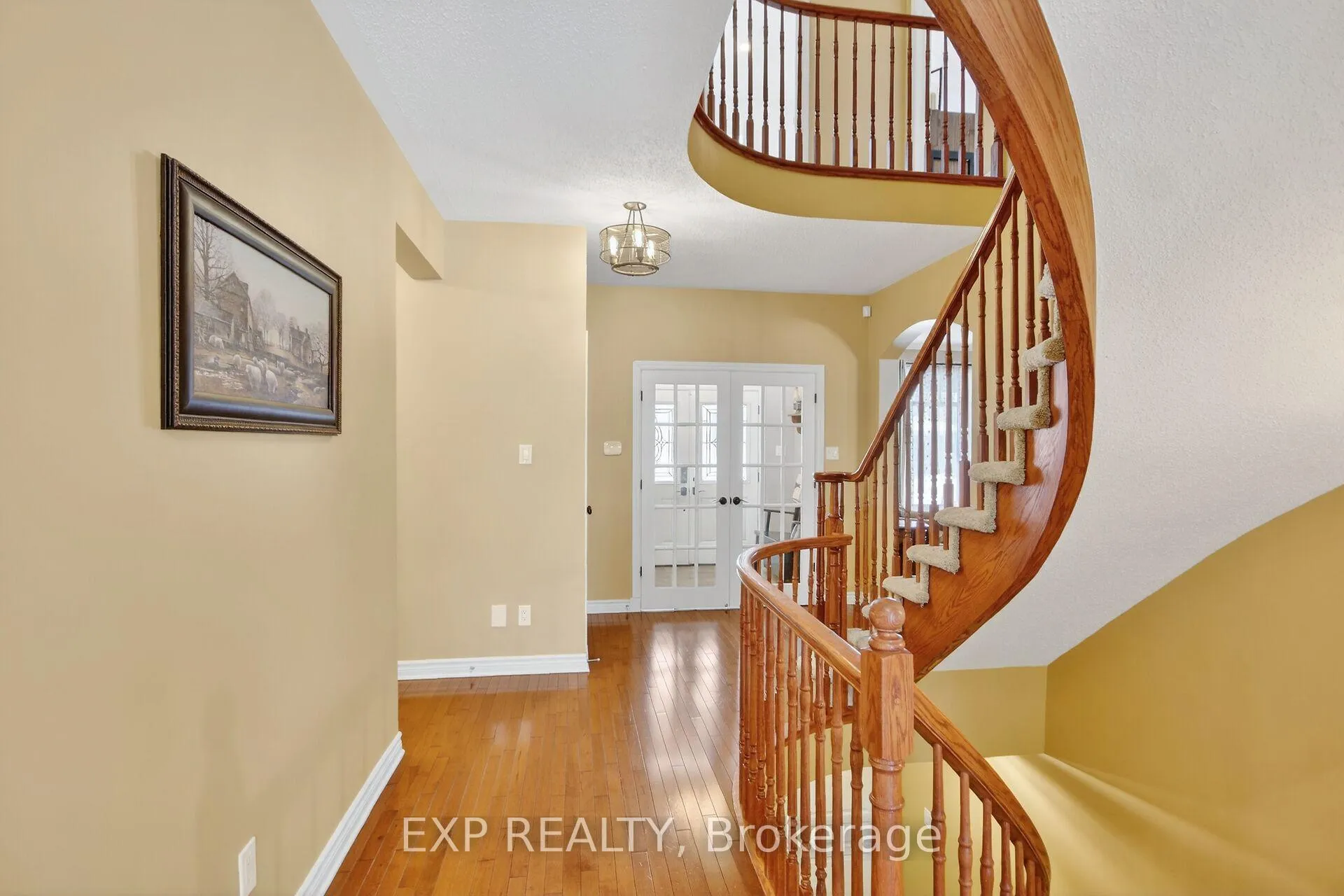 Photo 3 of 103 Coyote Crescent, Ottawa, Stittsville (South) — HOMEH