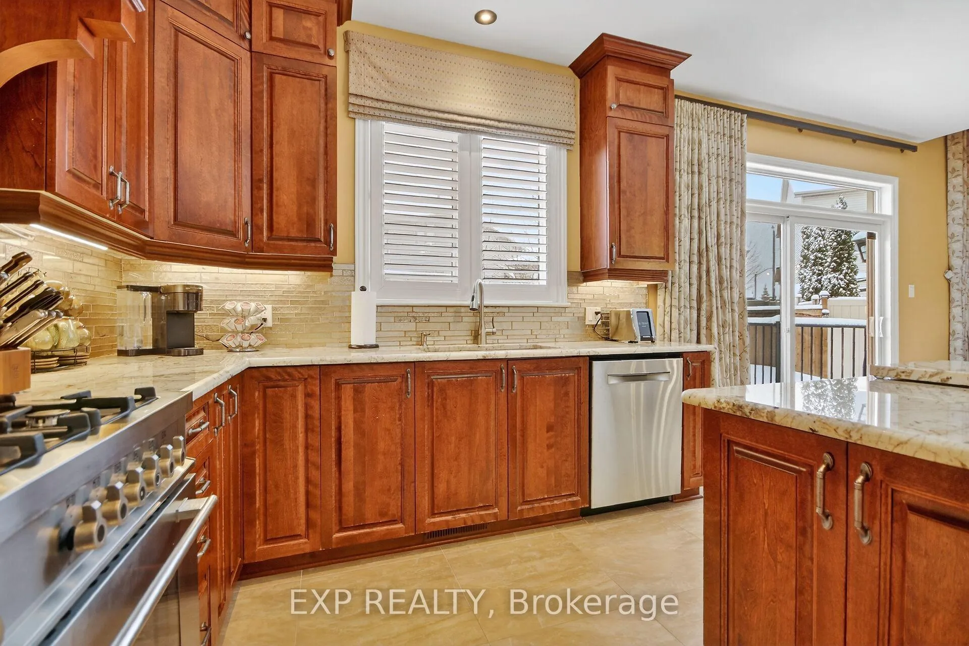 Photo 12 of 103 Coyote Crescent, Ottawa, Stittsville (South) — HOMEH