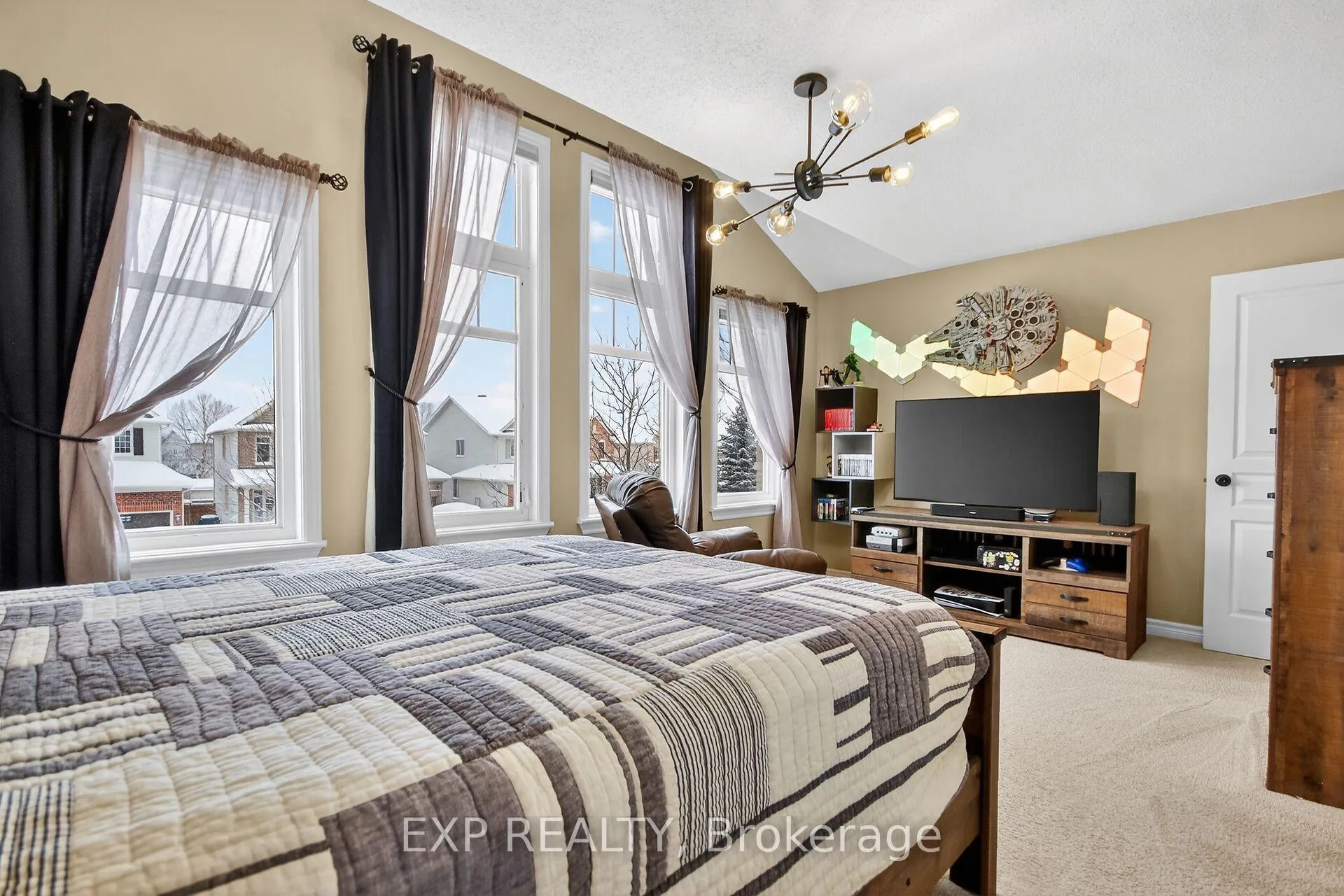 Photo 37 of 103 Coyote Crescent, Ottawa, Stittsville (South) — HOMEH