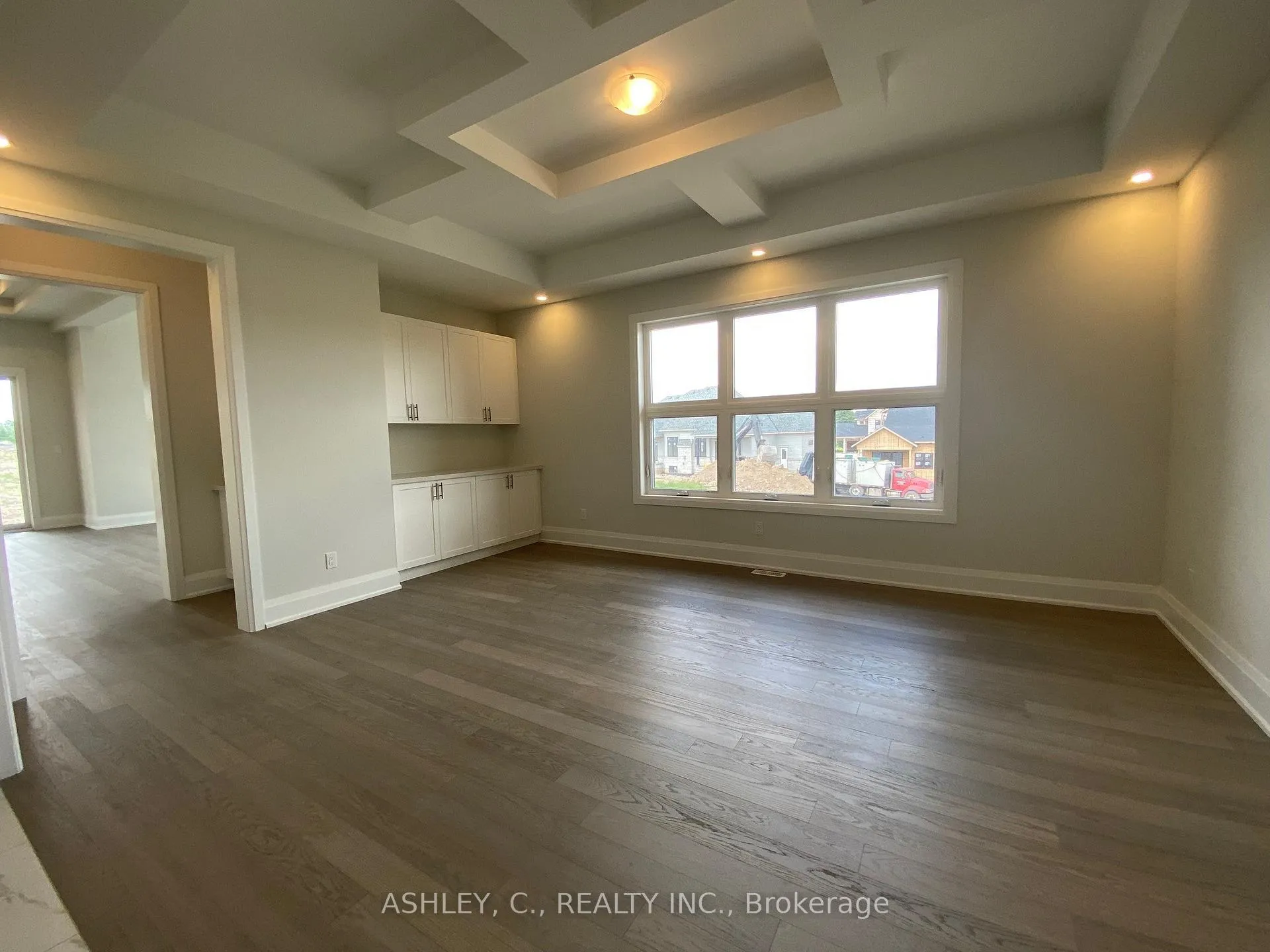 Photo 9 of 34 Holly Lane Drive, Caledon, Alton — HOMEH