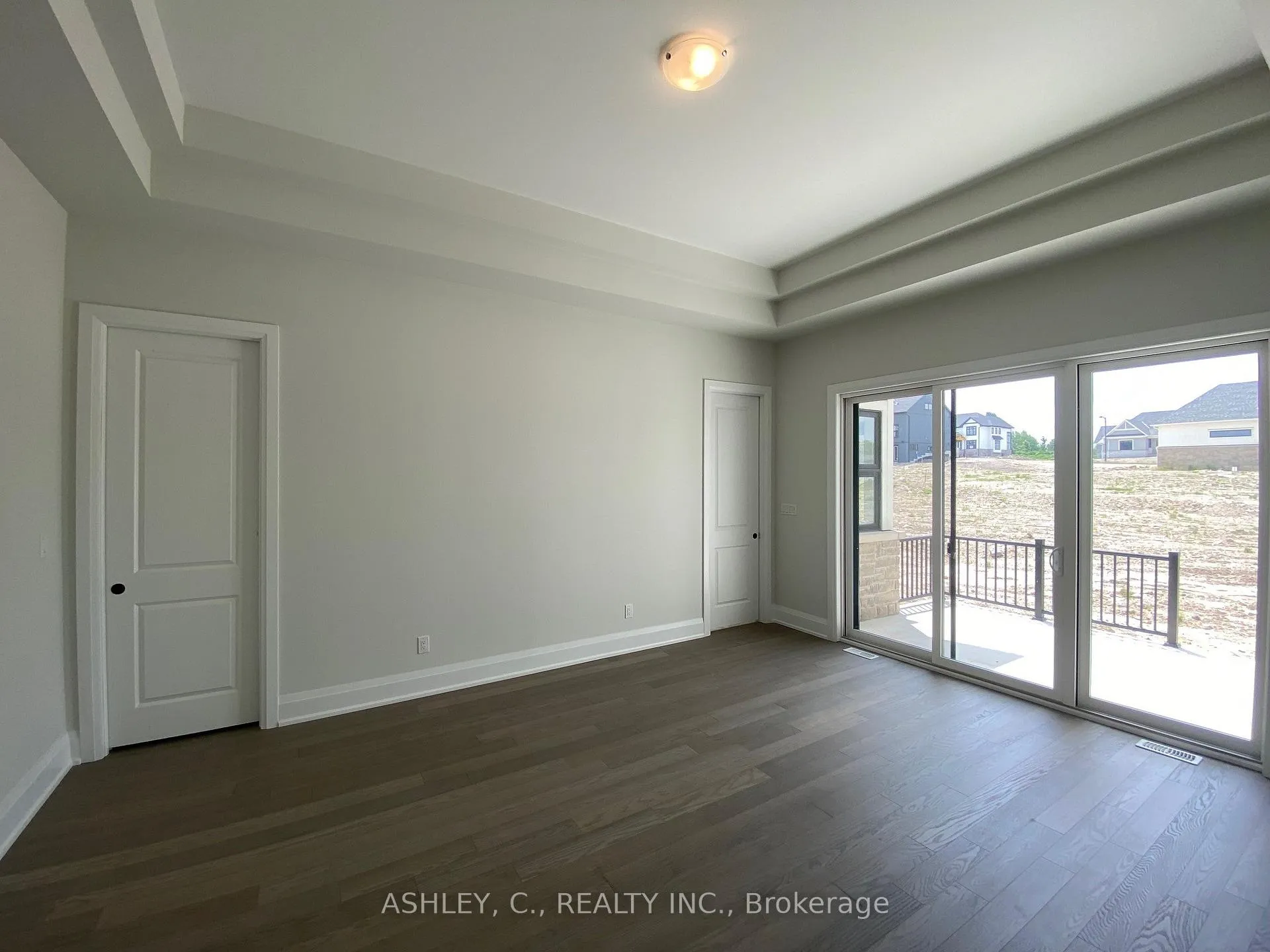 Photo 14 of 34 Holly Lane Drive, Caledon, Alton — HOMEH