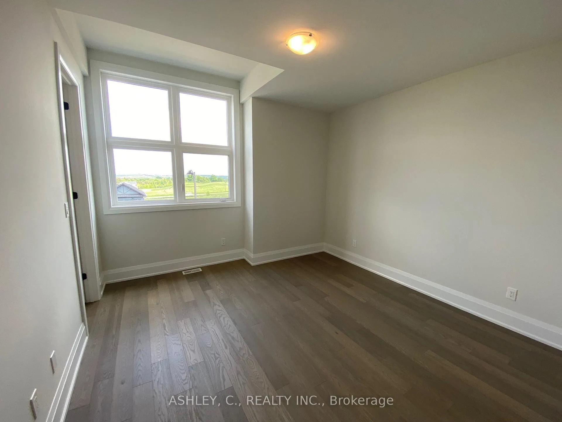 Photo 23 of 34 Holly Lane Drive, Caledon, Alton — HOMEH