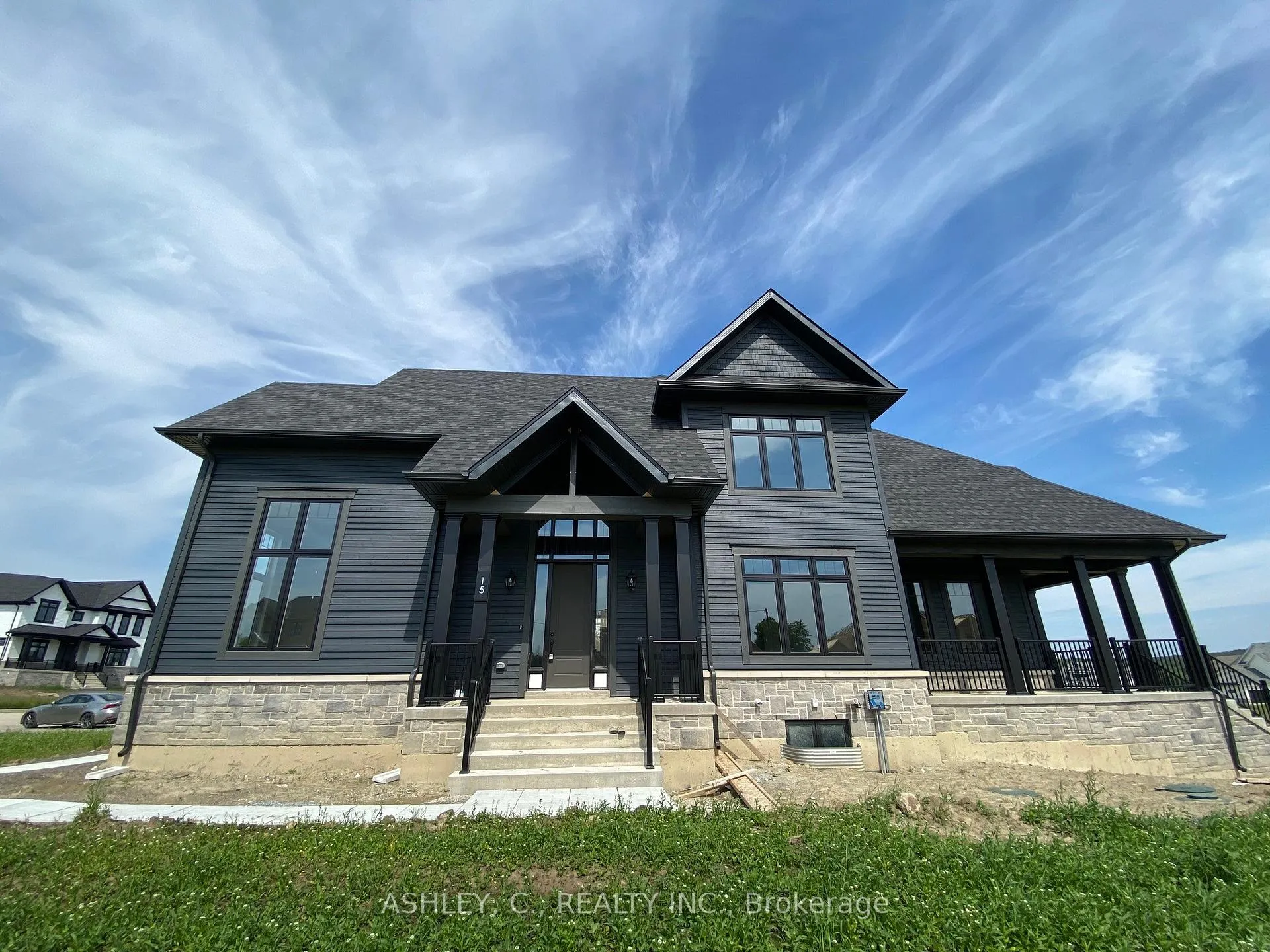 Photo 1 of 15 William Crisp Drive, Caledon, Alton — HOMEH