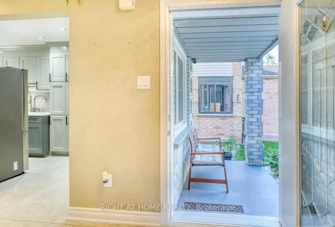 Photo 2 of 58 Teddington Crescent, Whitby, Pringle Creek — HOMEH